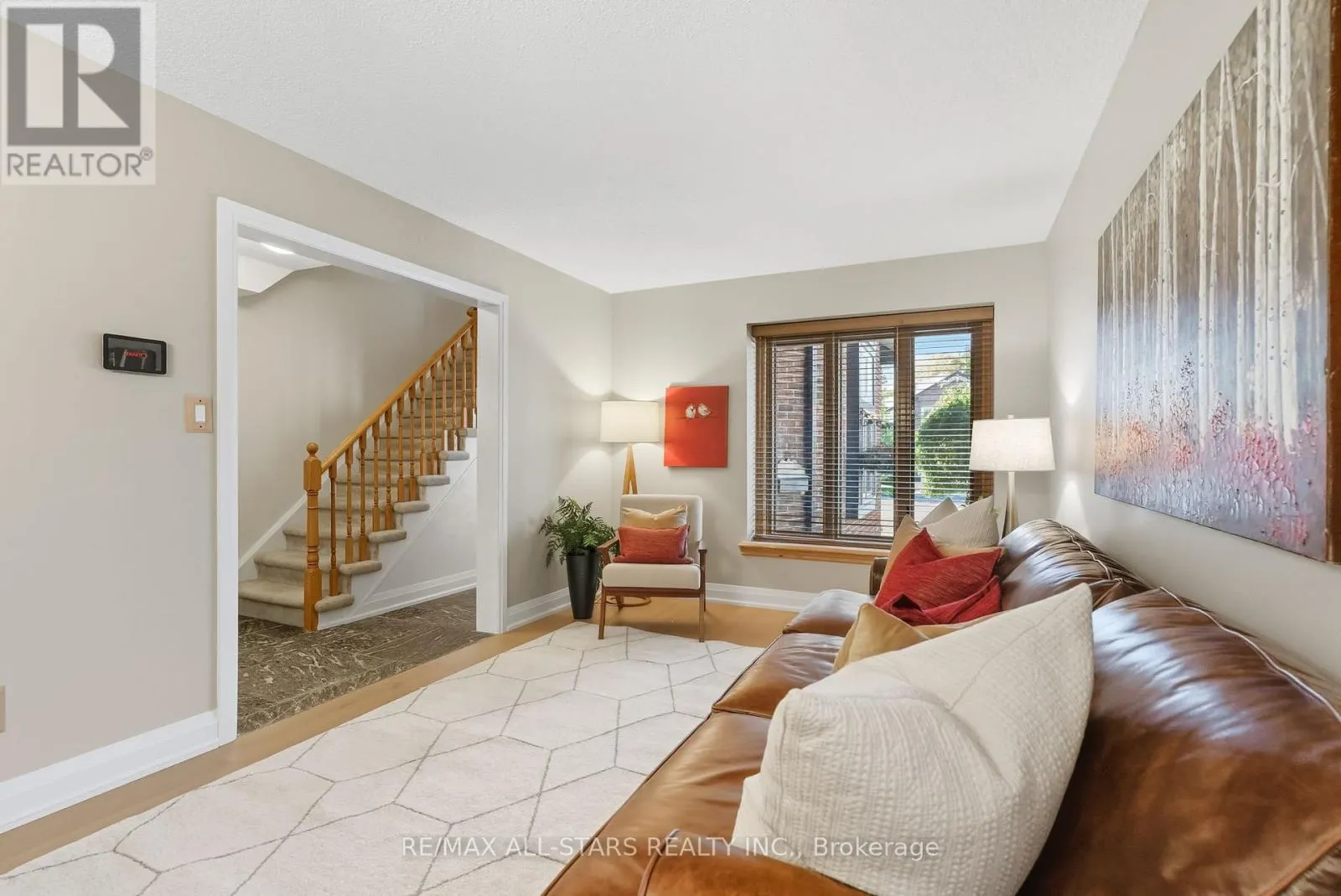 1094 LONGBOW DRIVE