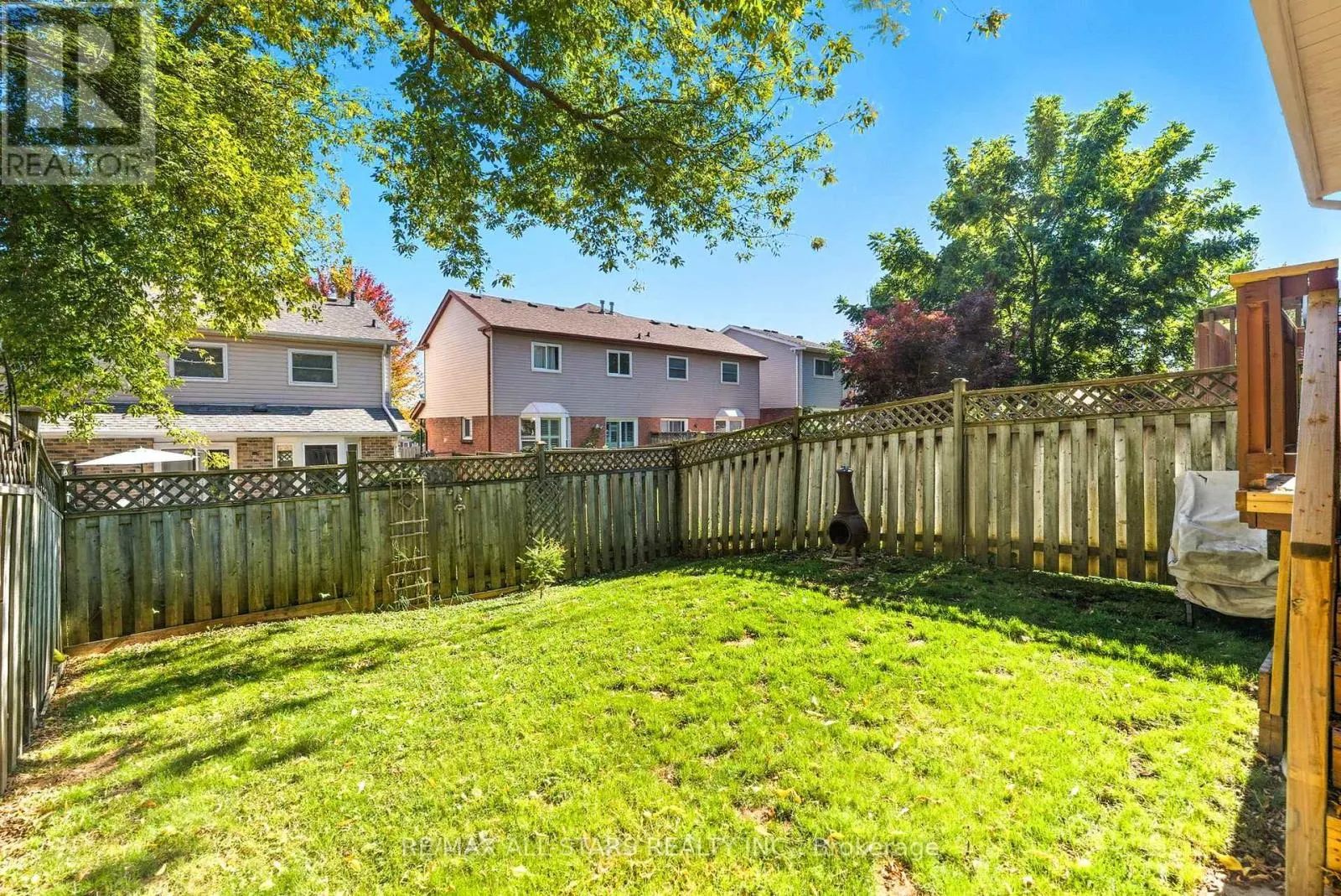 1094 LONGBOW DRIVE