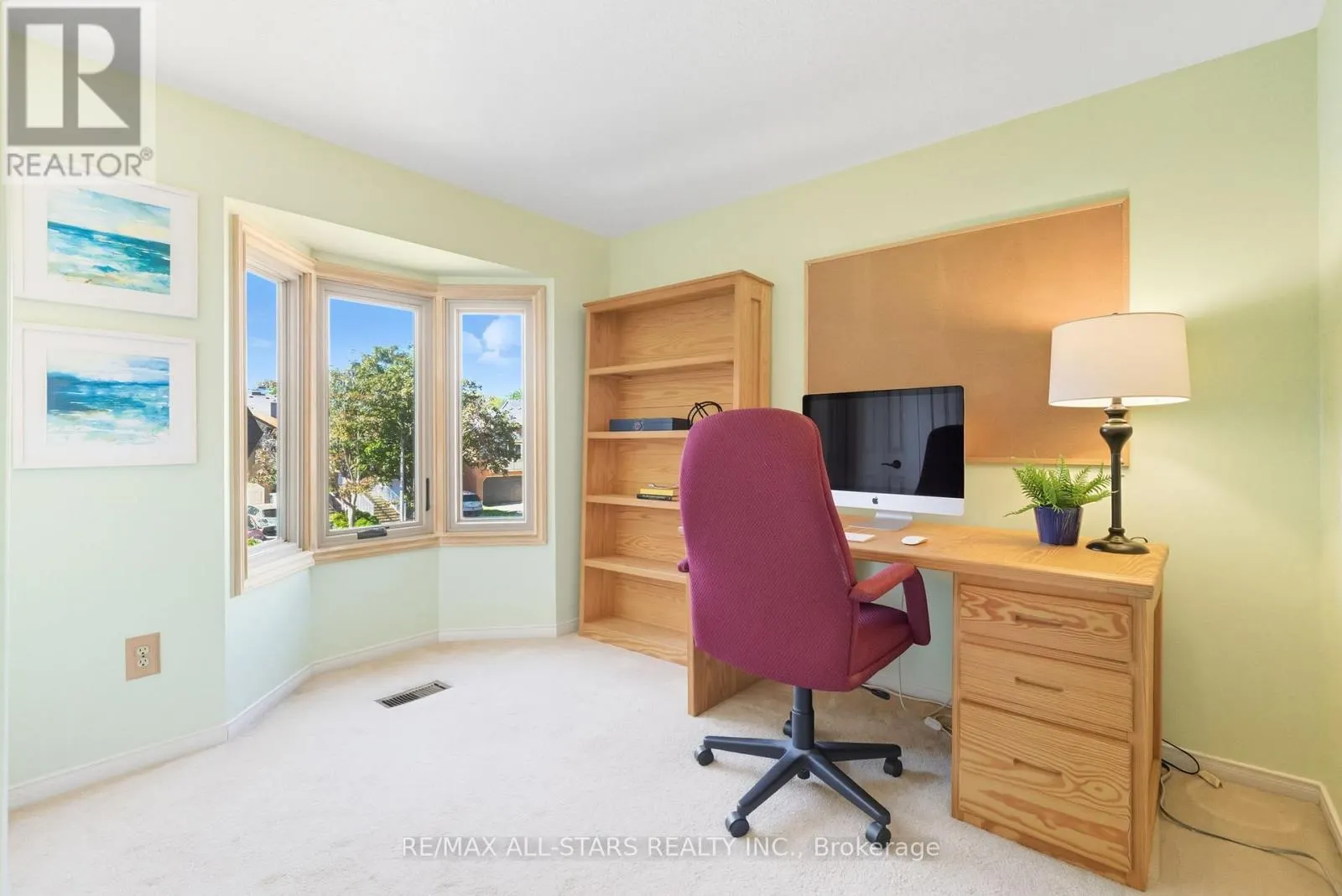 1094 LONGBOW DRIVE