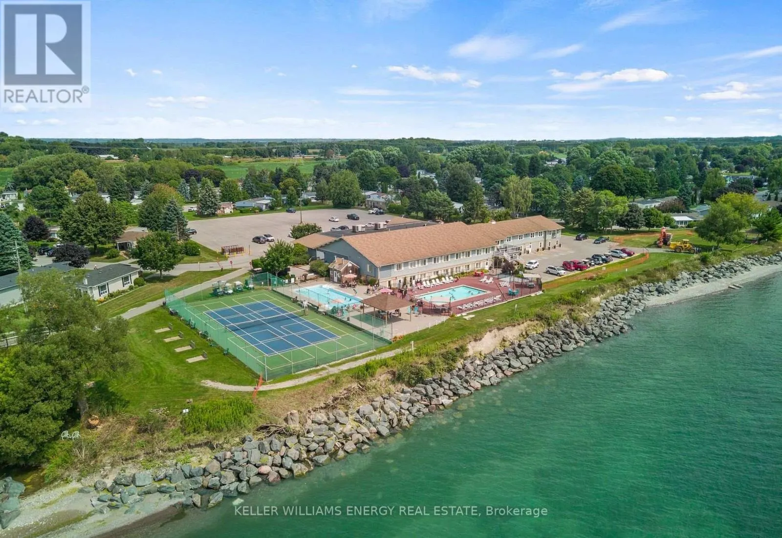 79 FAIRWAY DRIVE