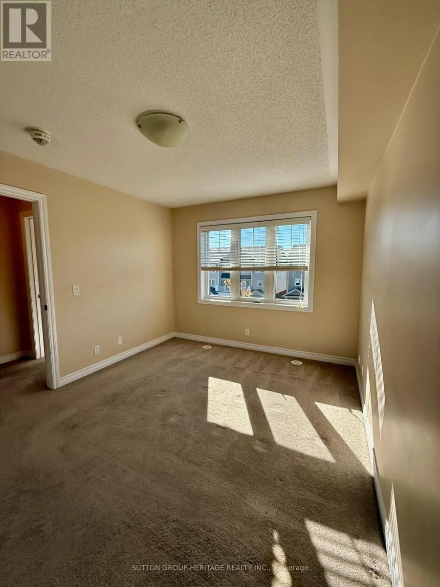 66 TABARET CRESCENT