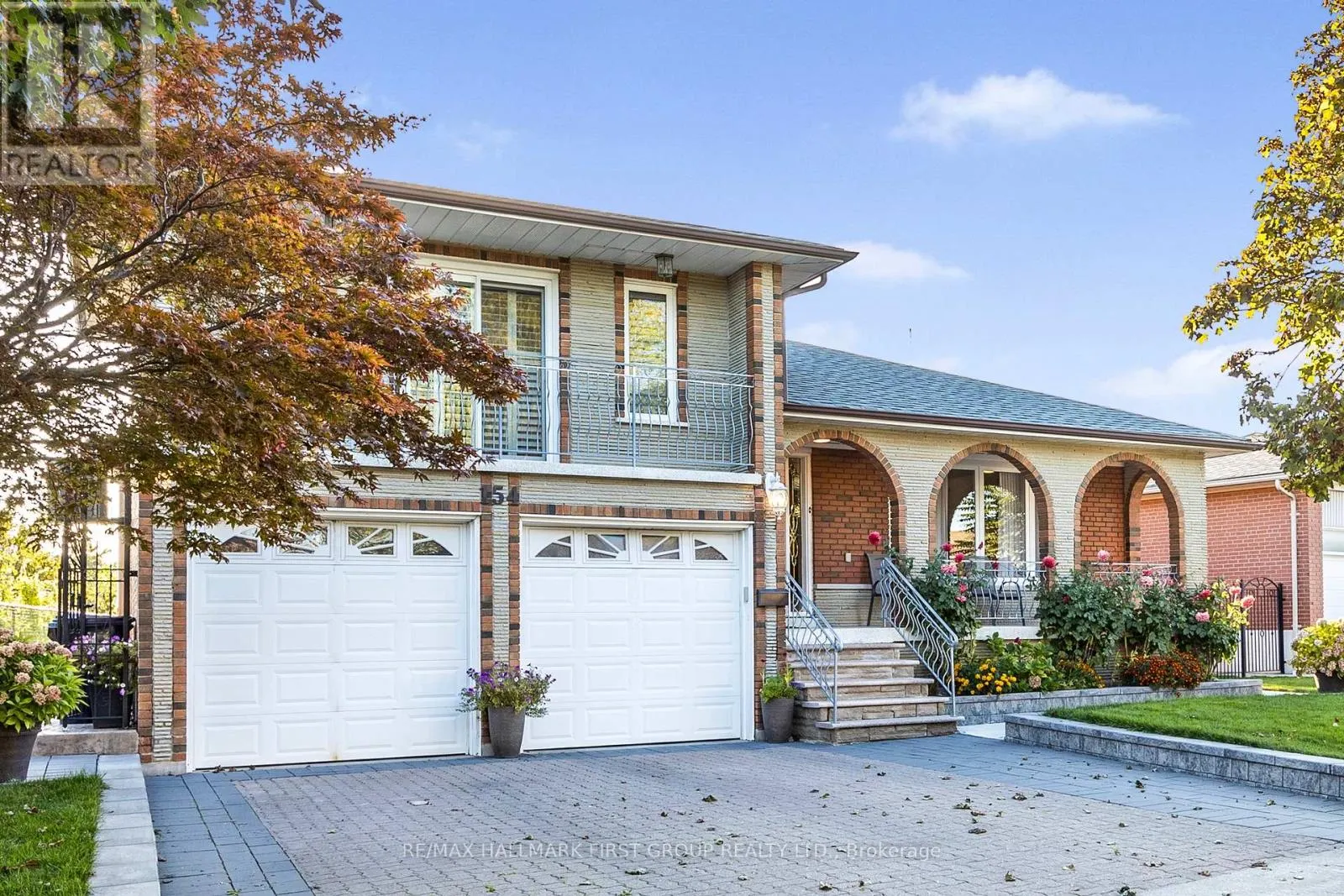 154 FAIRGLEN AVENUE