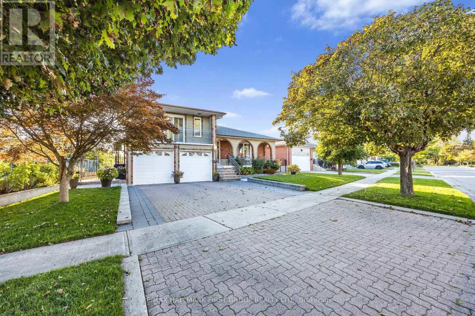 154 FAIRGLEN AVENUE
