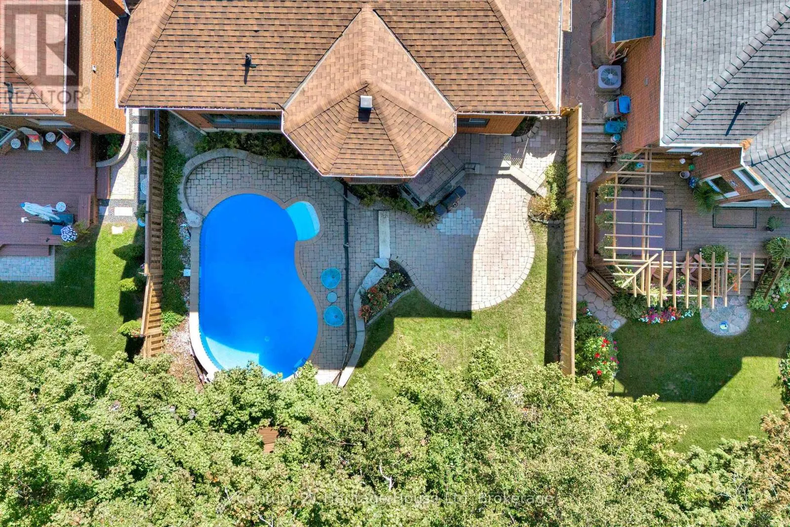 854 DARWIN DRIVE