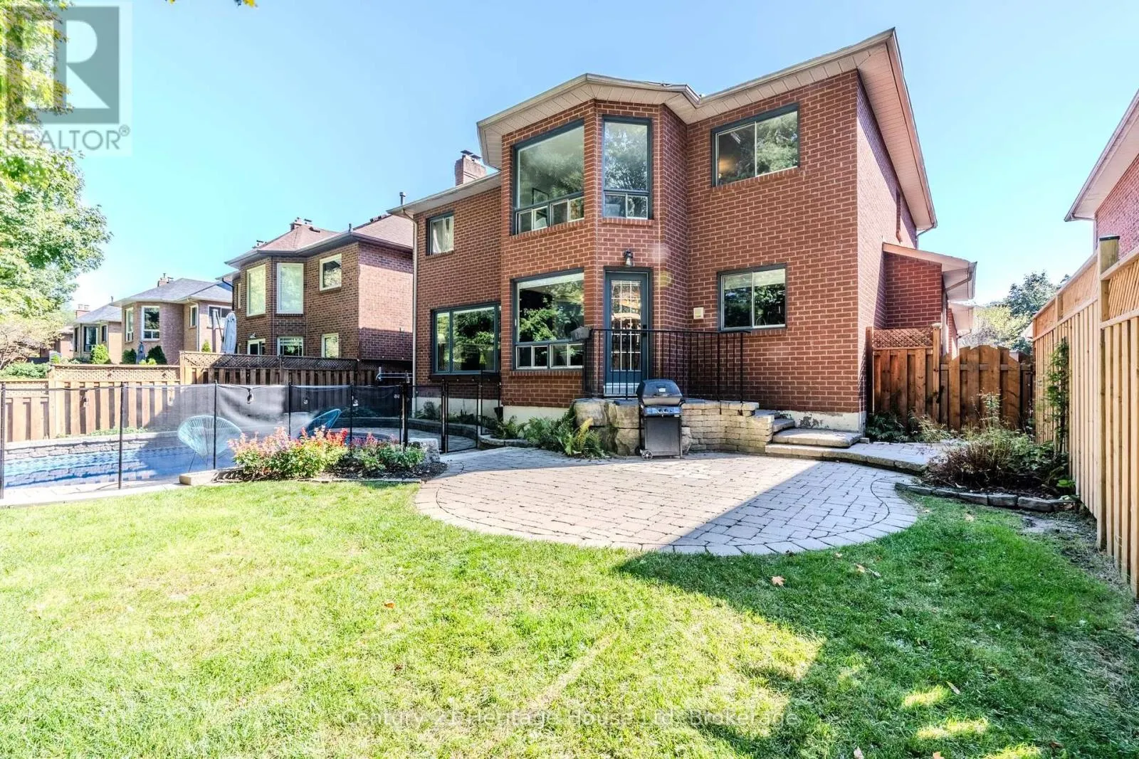 854 DARWIN DRIVE