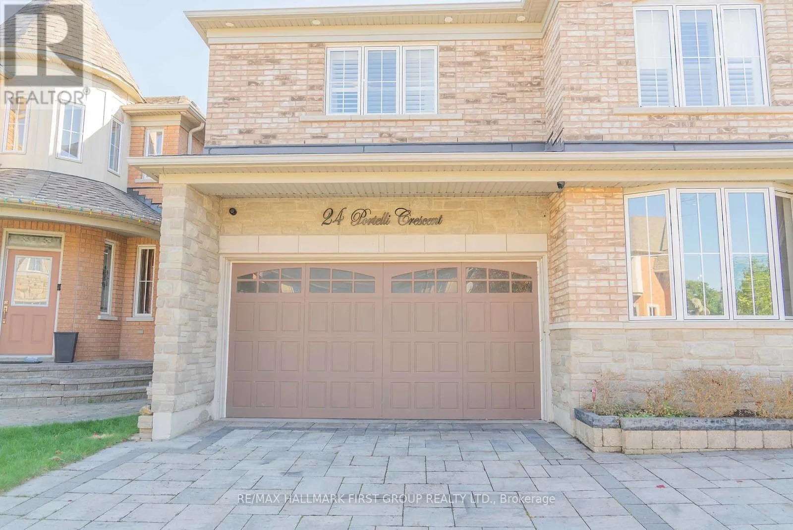 24 PORTELLI CRESCENT