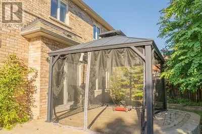 24 PORTELLI CRESCENT