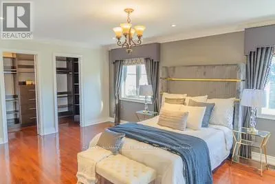 24 PORTELLI CRESCENT