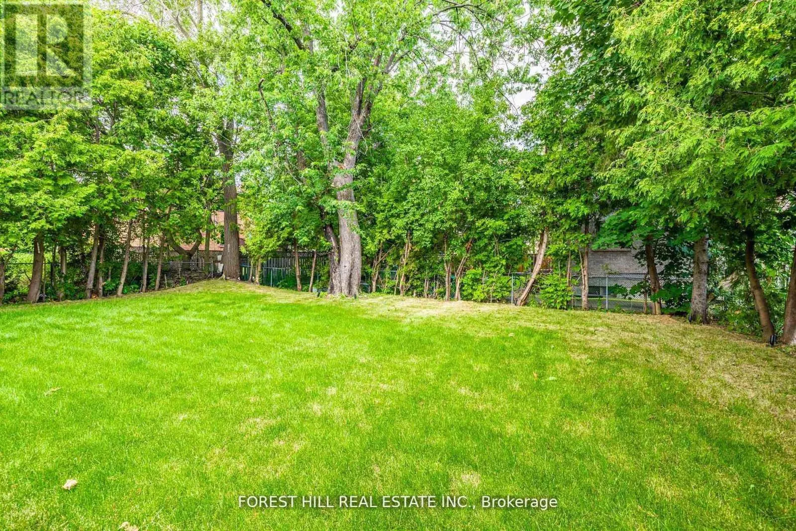 105 CASTLE HILL DRIVE