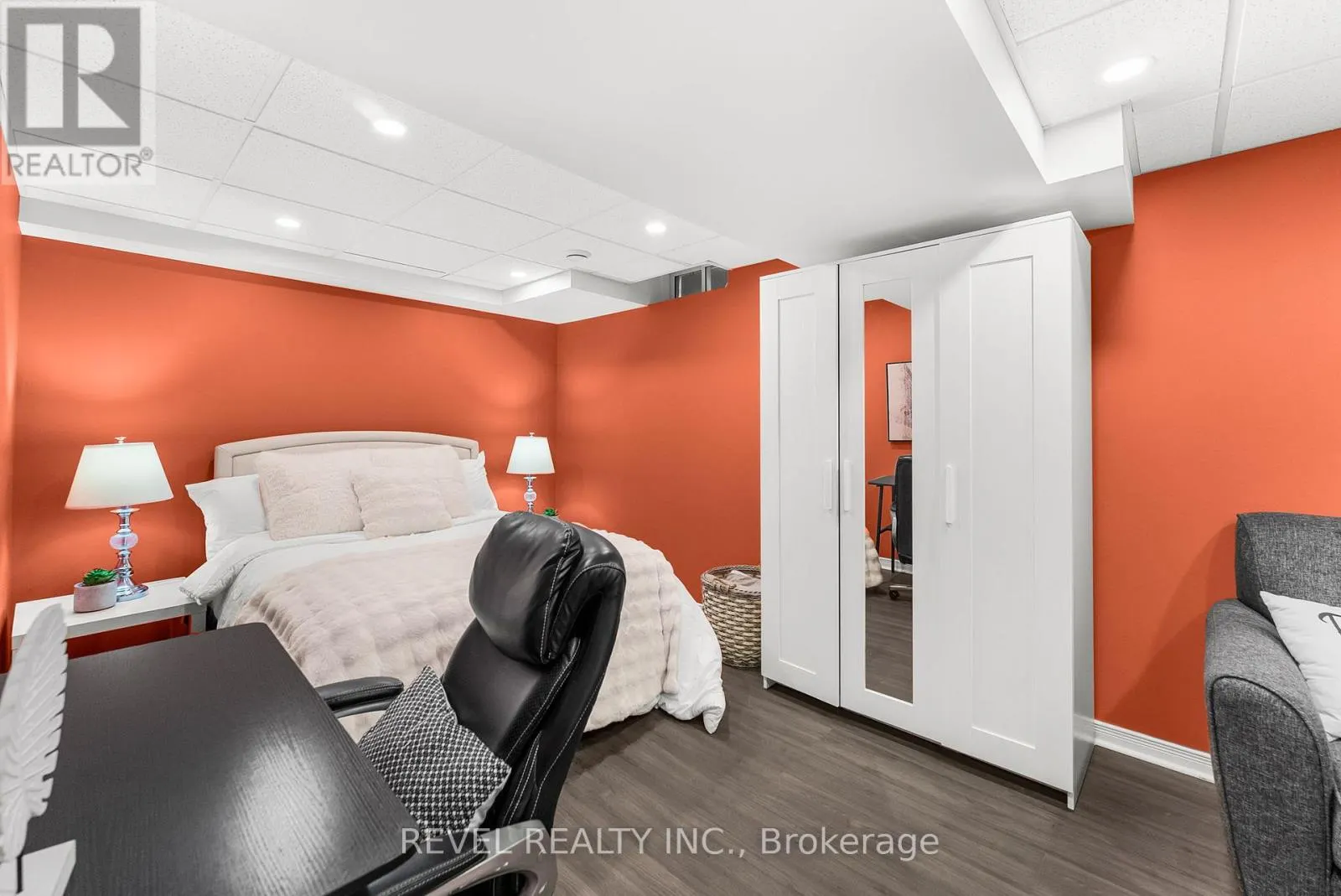 60 - 1610 CRAWFORTH STREET, #60