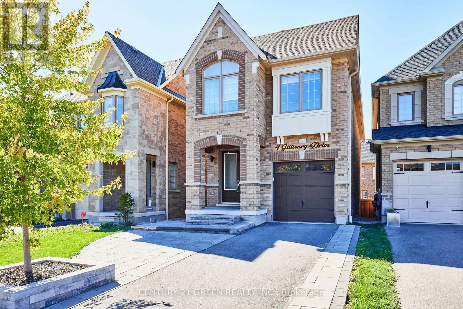 4 GILLIVARY DRIVE