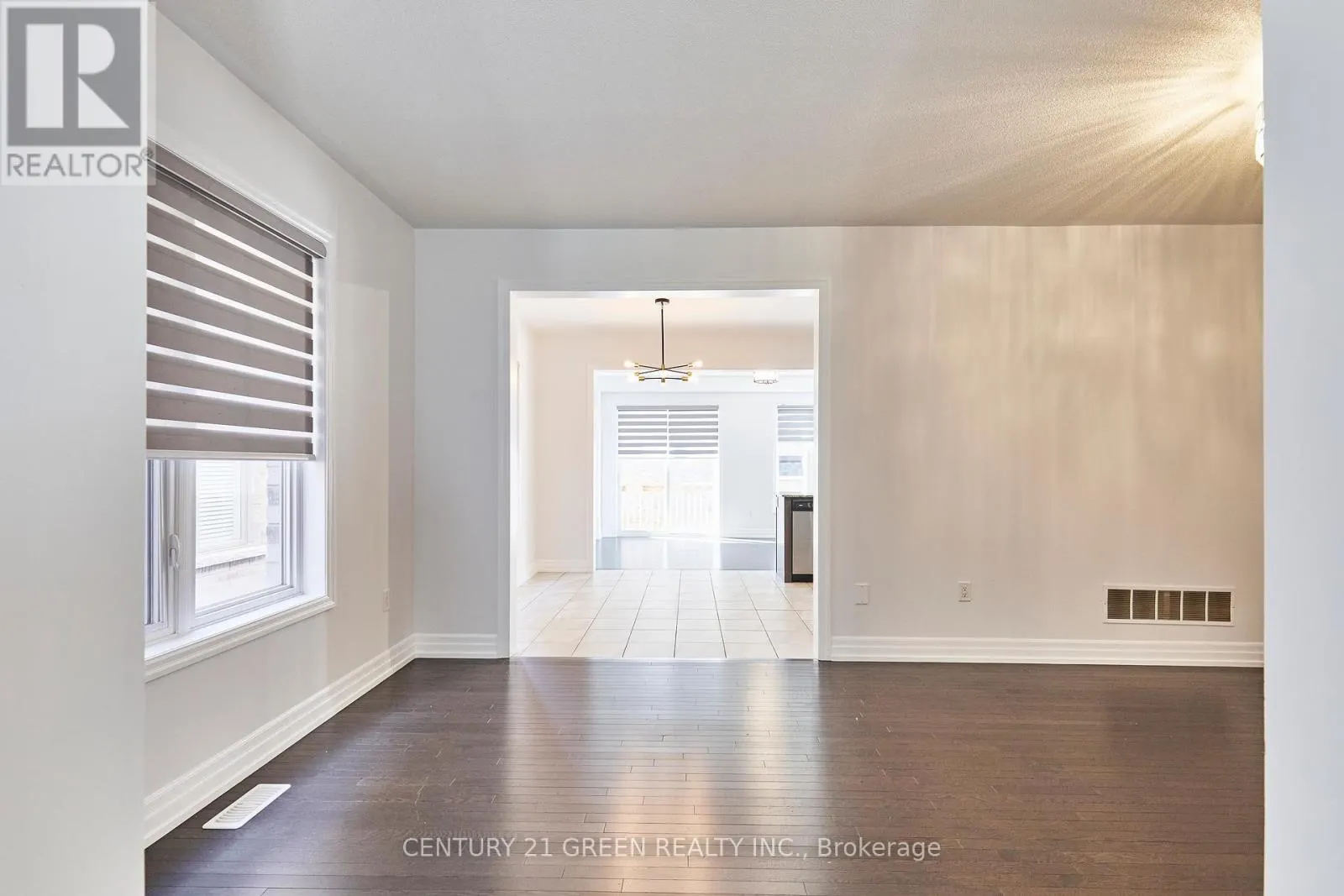 4 GILLIVARY DRIVE