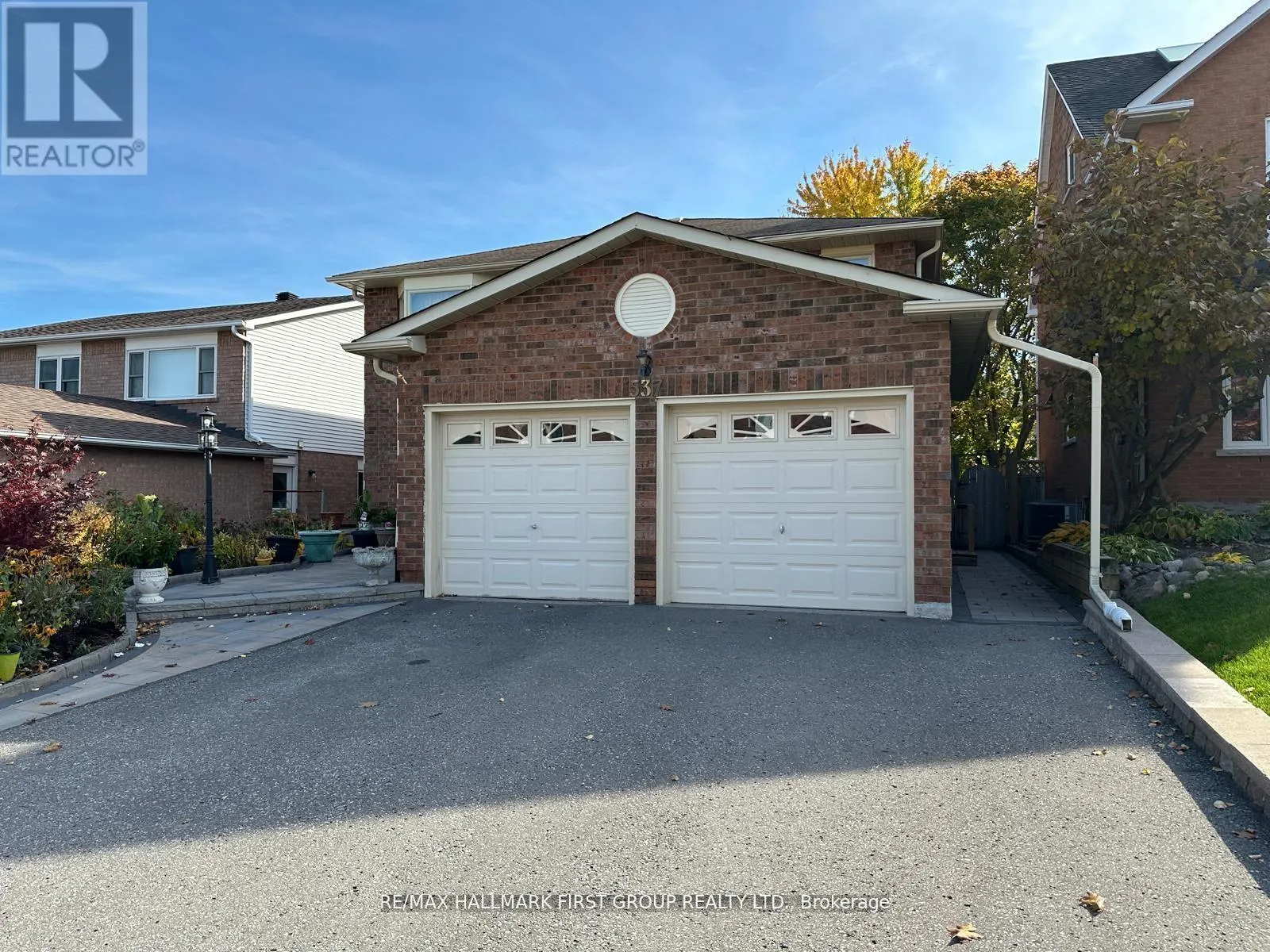 BSMT - 537 SUNDOWN CRESCENT