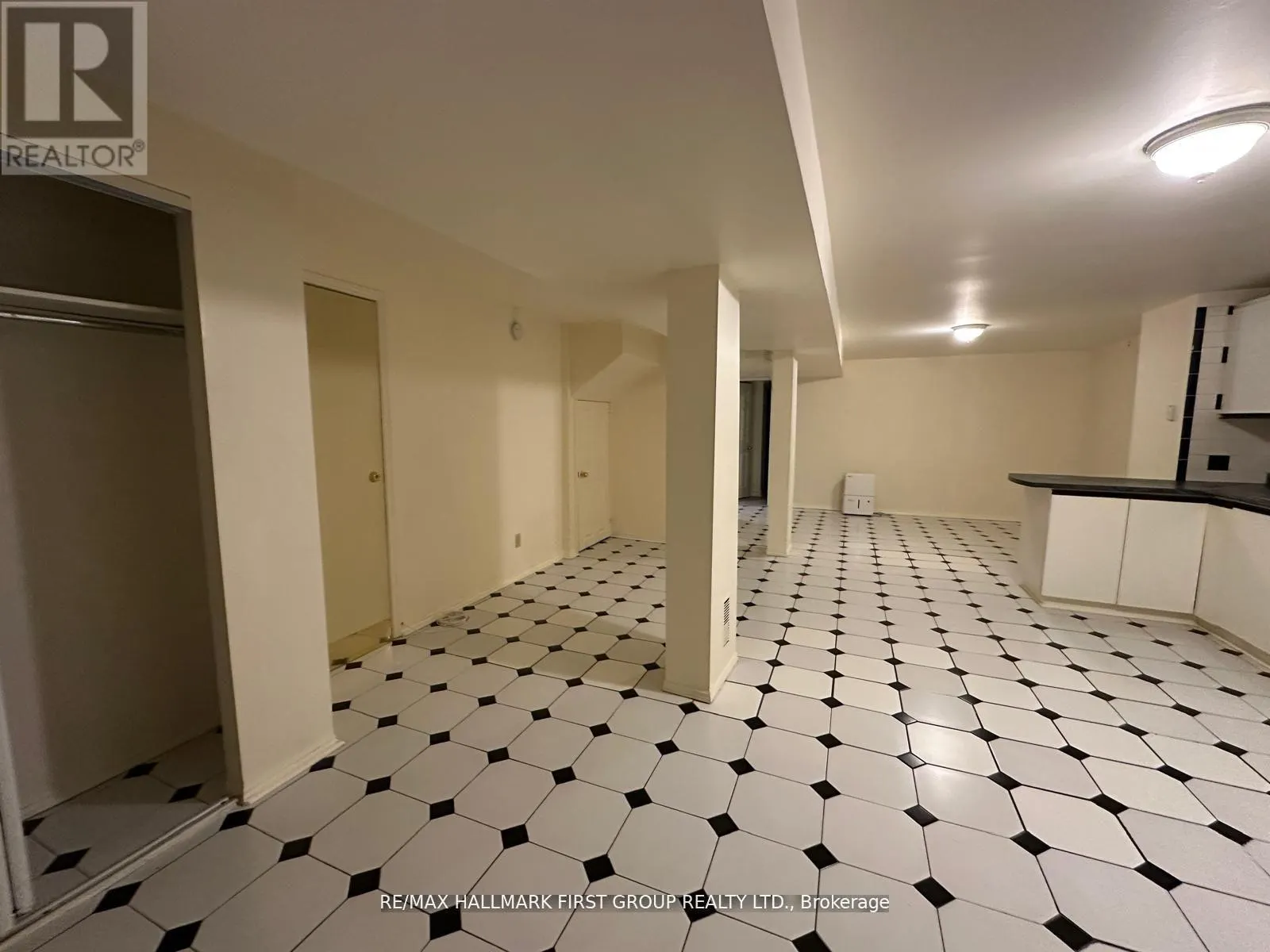 BSMT - 537 SUNDOWN CRESCENT