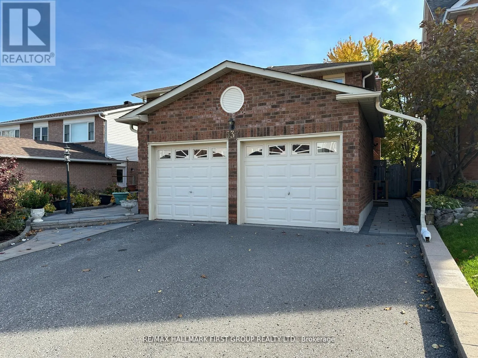 BSMT - 537 SUNDOWN CRESCENT