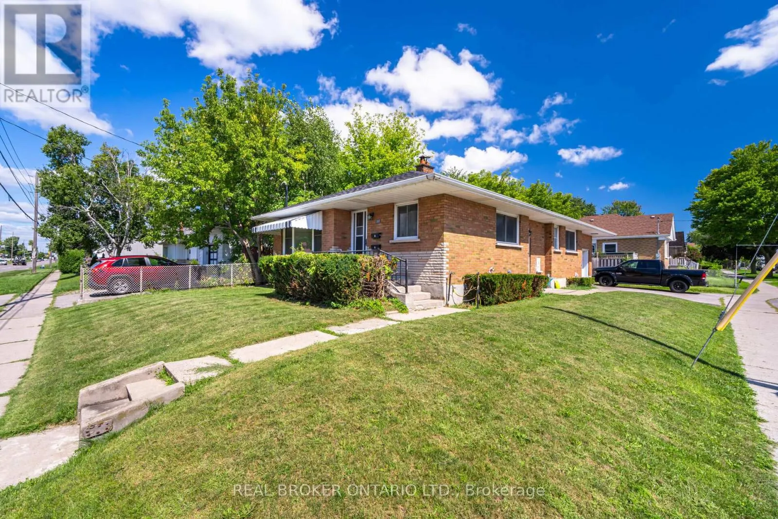MAIN - 227 STEVENSON ROAD N