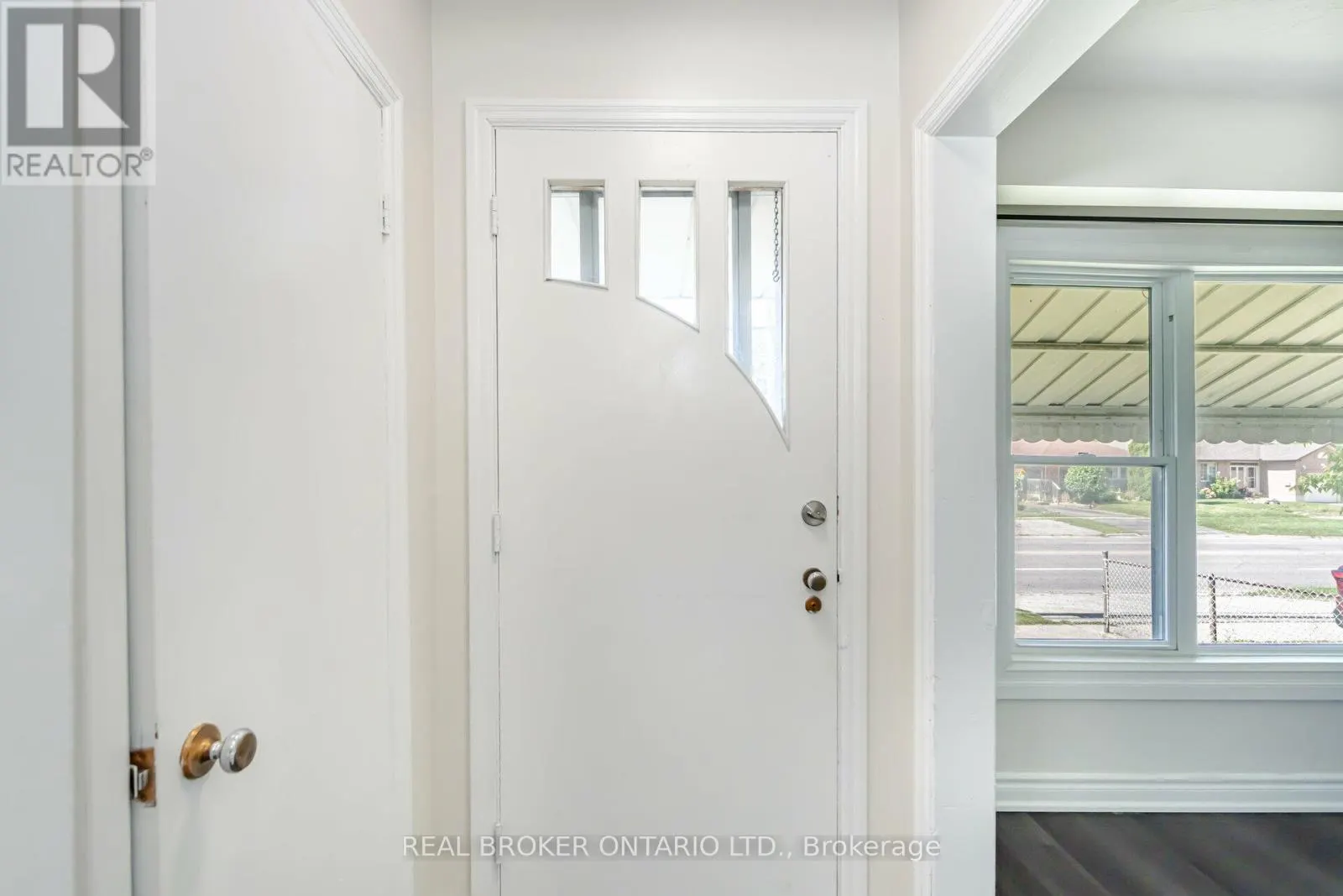 MAIN - 227 STEVENSON ROAD N