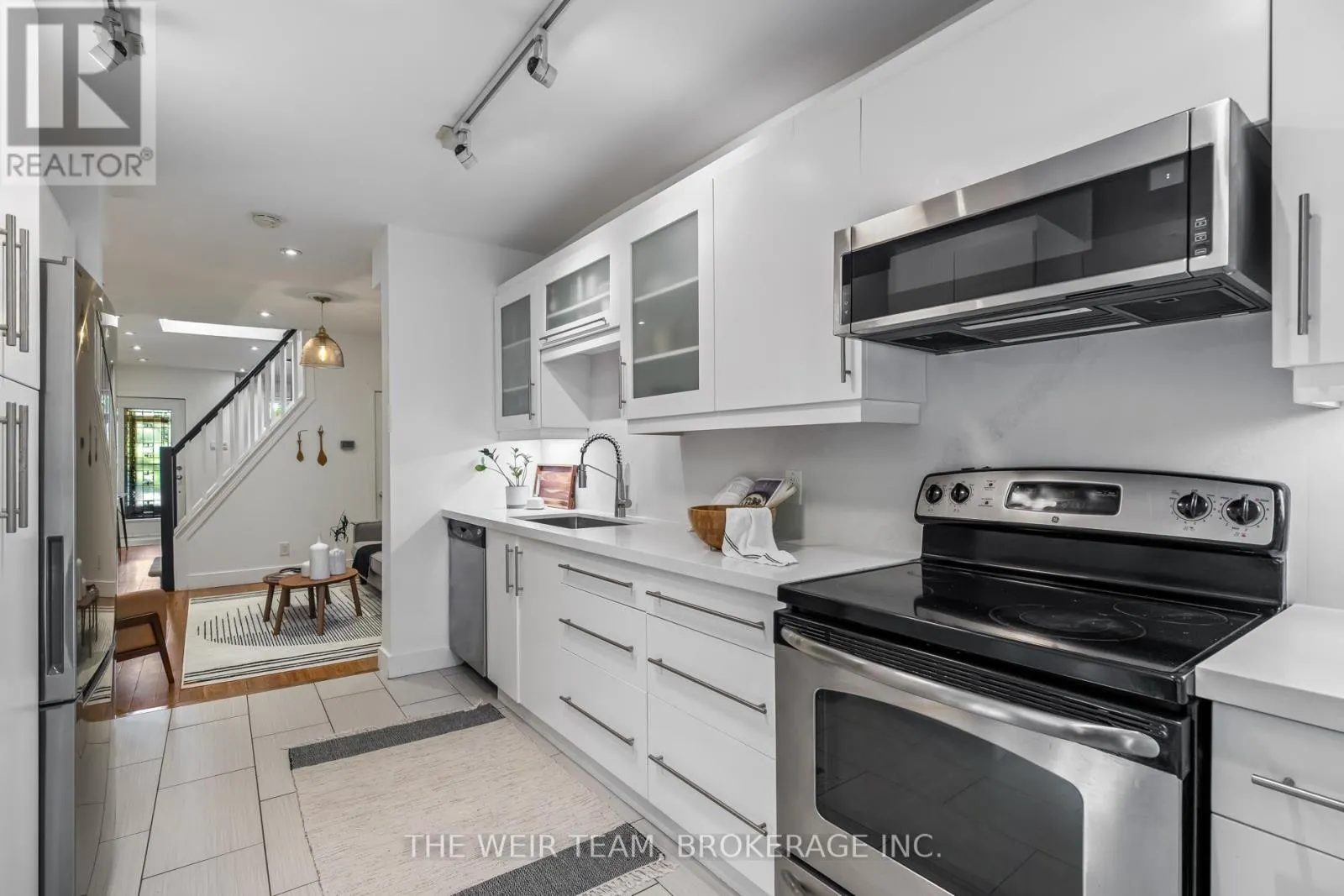 612 WOODBINE AVENUE