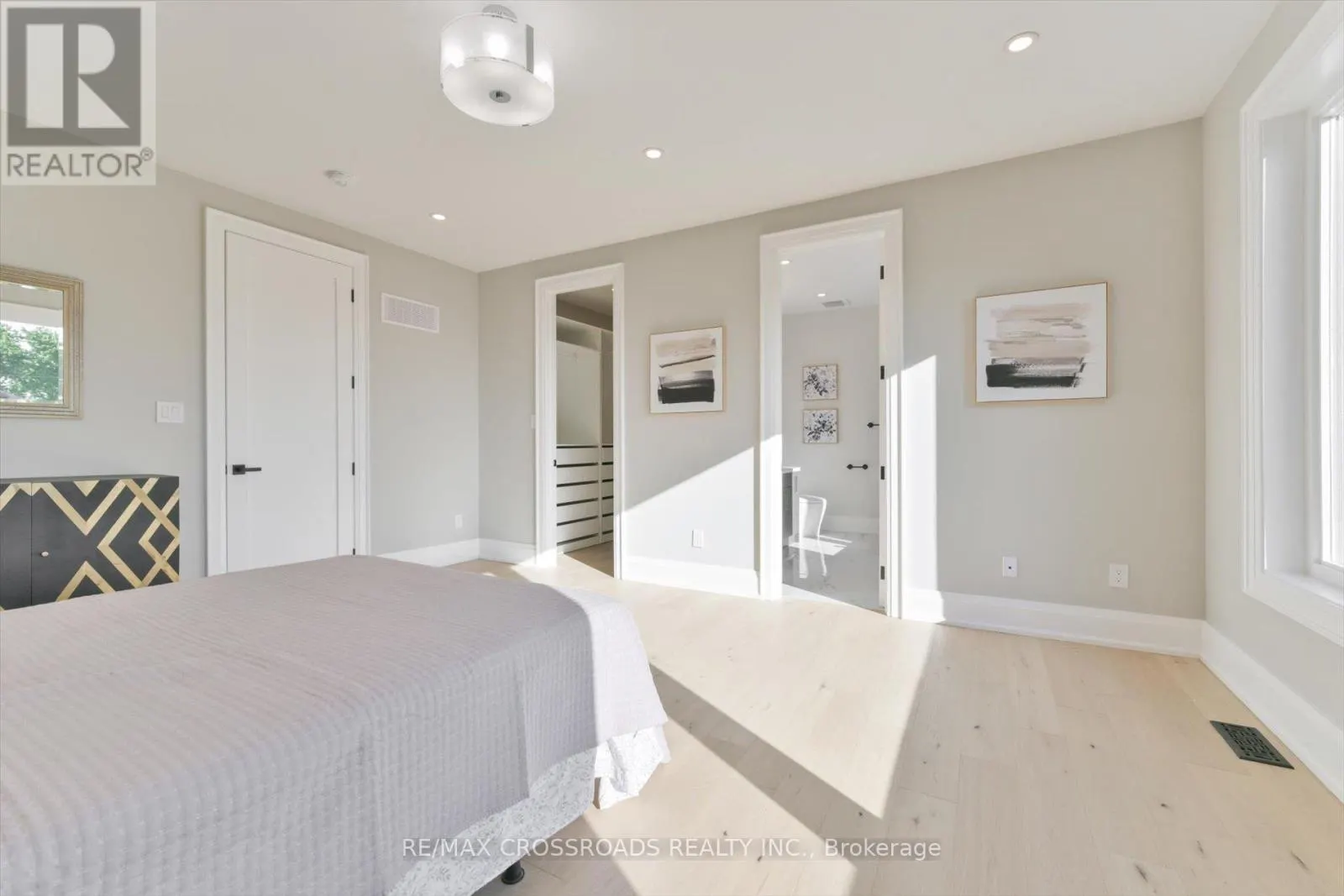 84 WESTBOURNE AVENUE