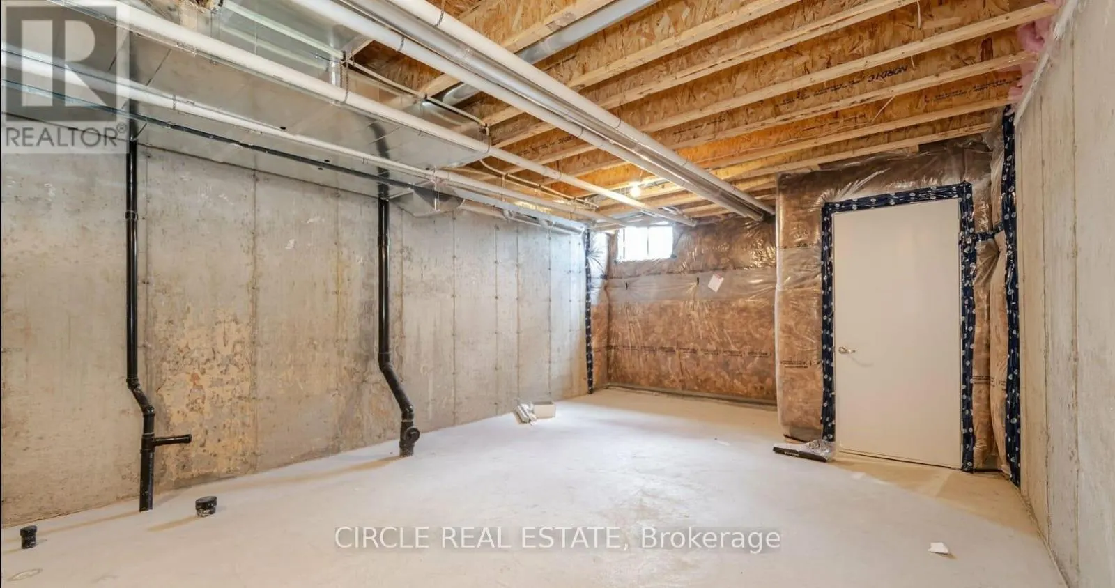 2594 CASTLEGATE CROSSING