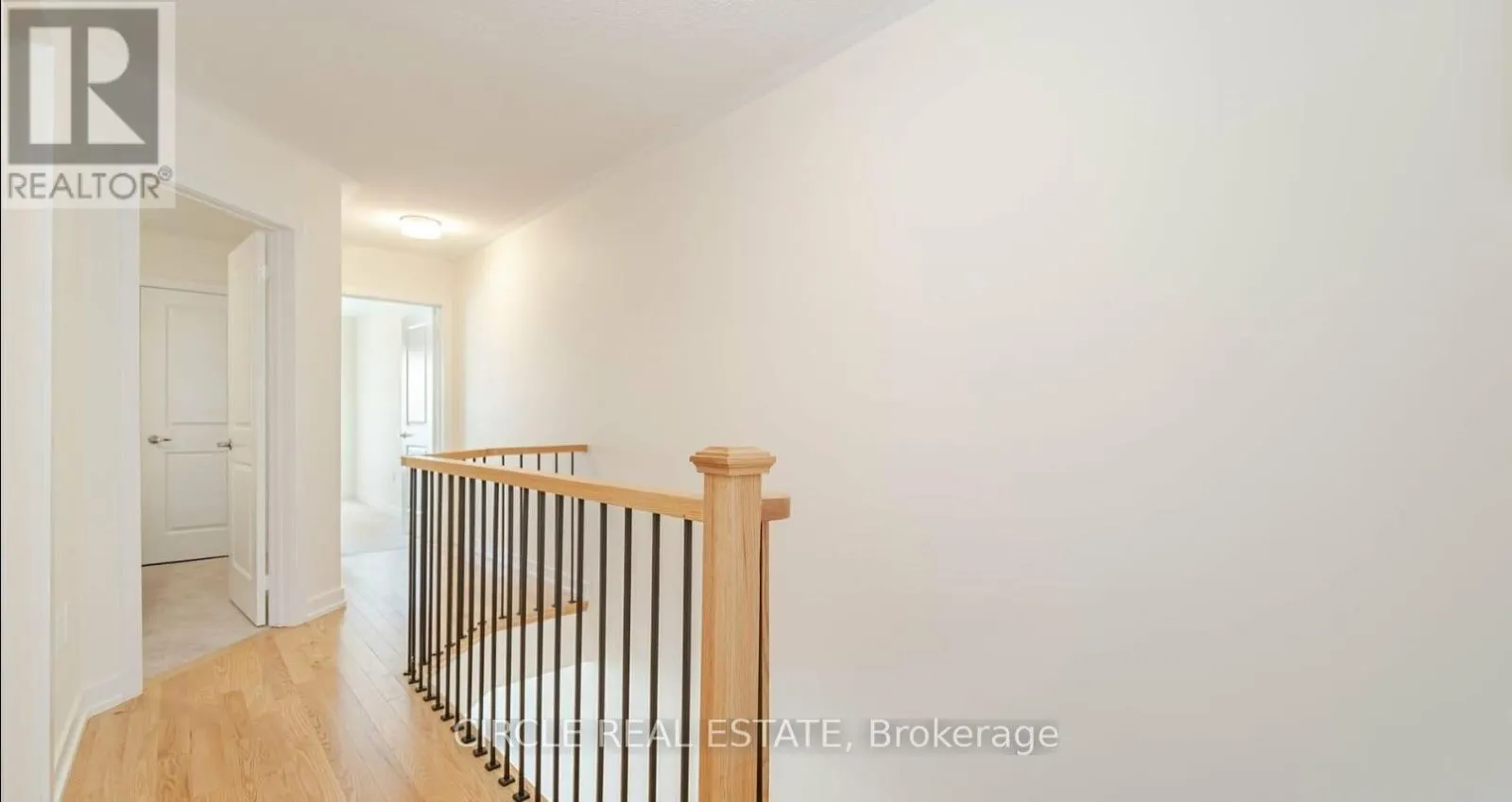 2594 CASTLEGATE CROSSING