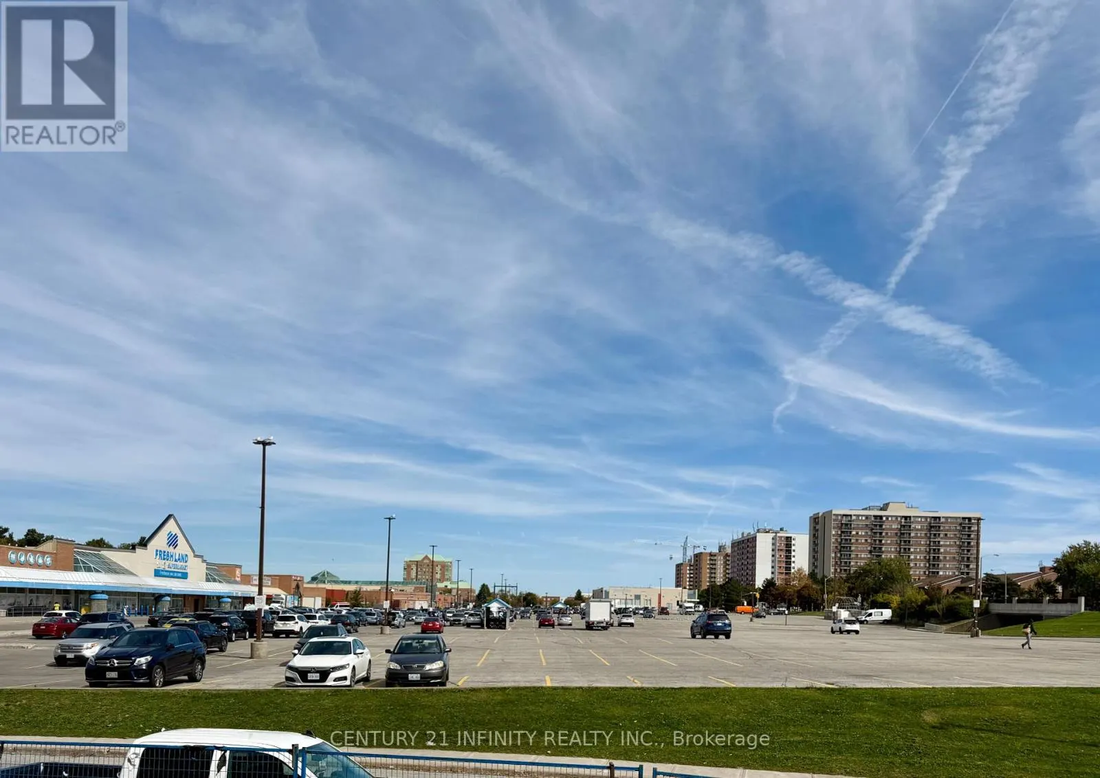 18 - 10 LIBEN WAY, #18