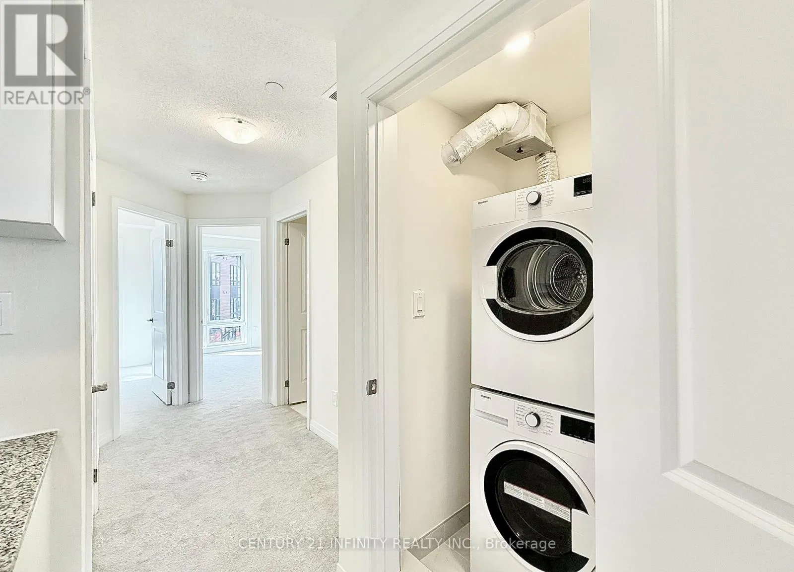 18 - 10 LIBEN WAY, #18