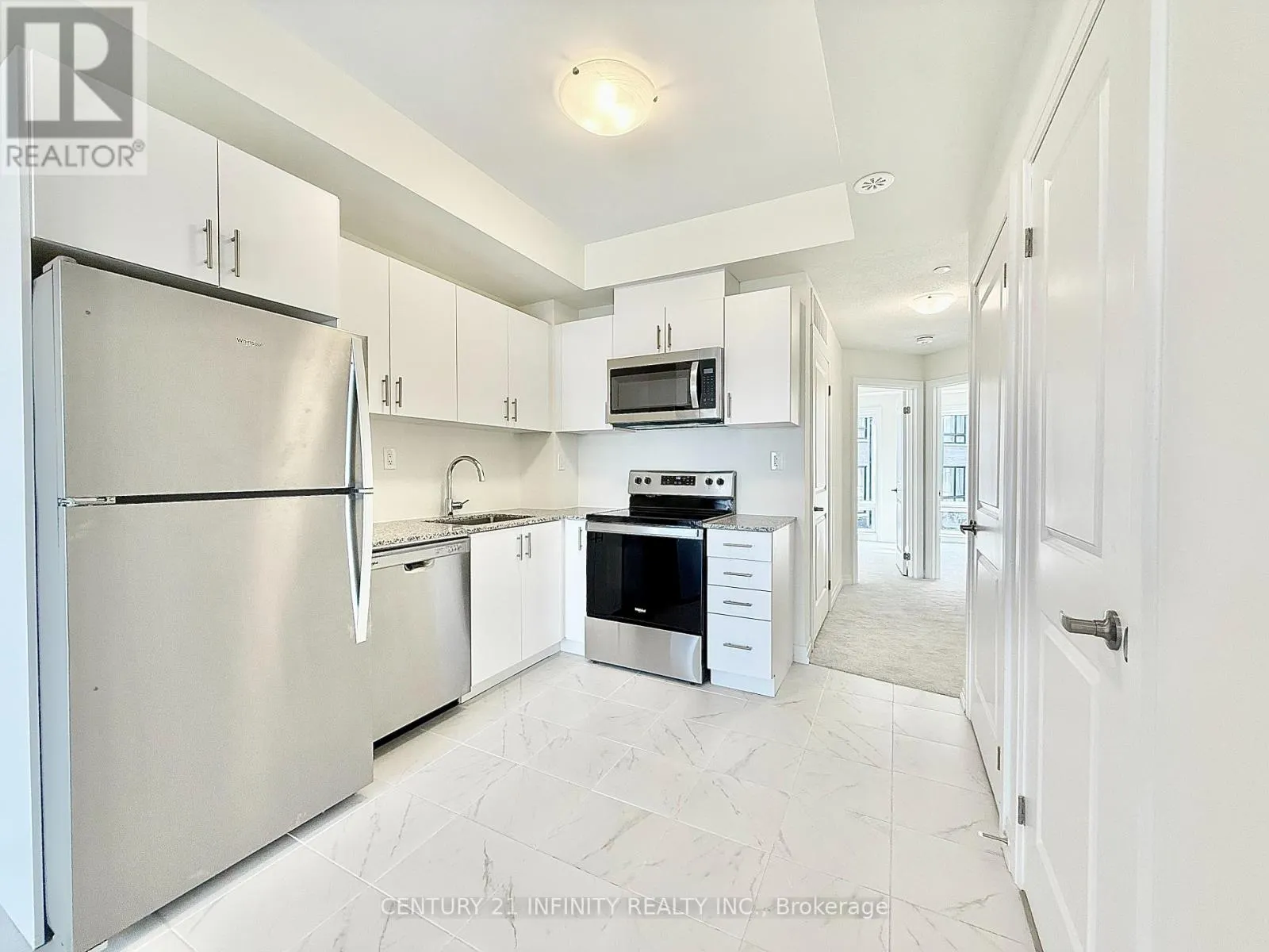 18 - 10 LIBEN WAY, #18