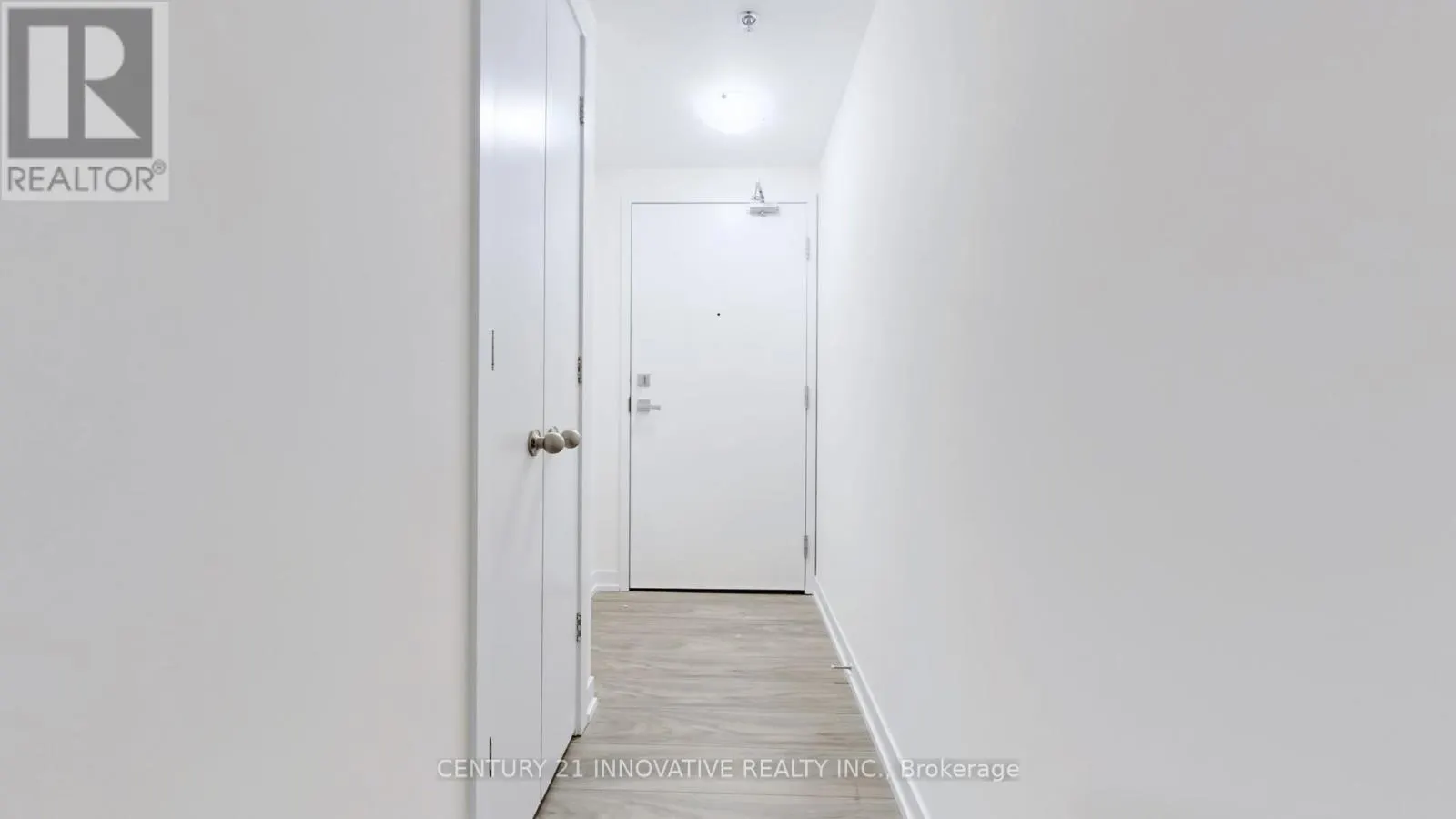 204 - 90 GLEN EVEREST ROAD