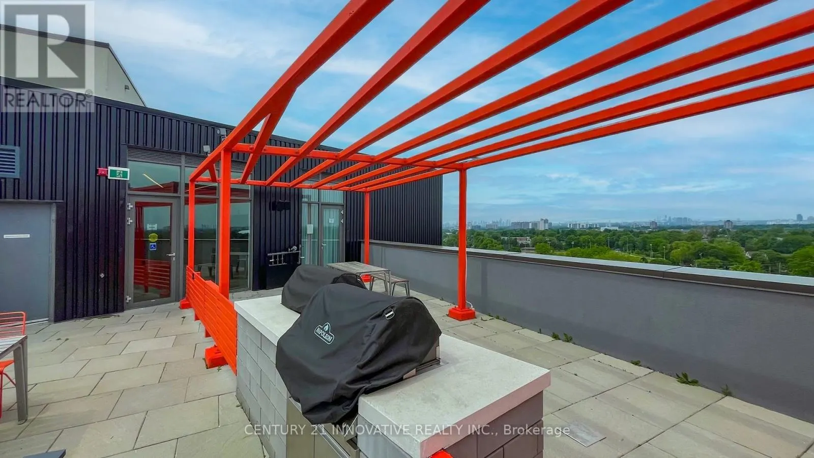 204 - 90 GLEN EVEREST ROAD