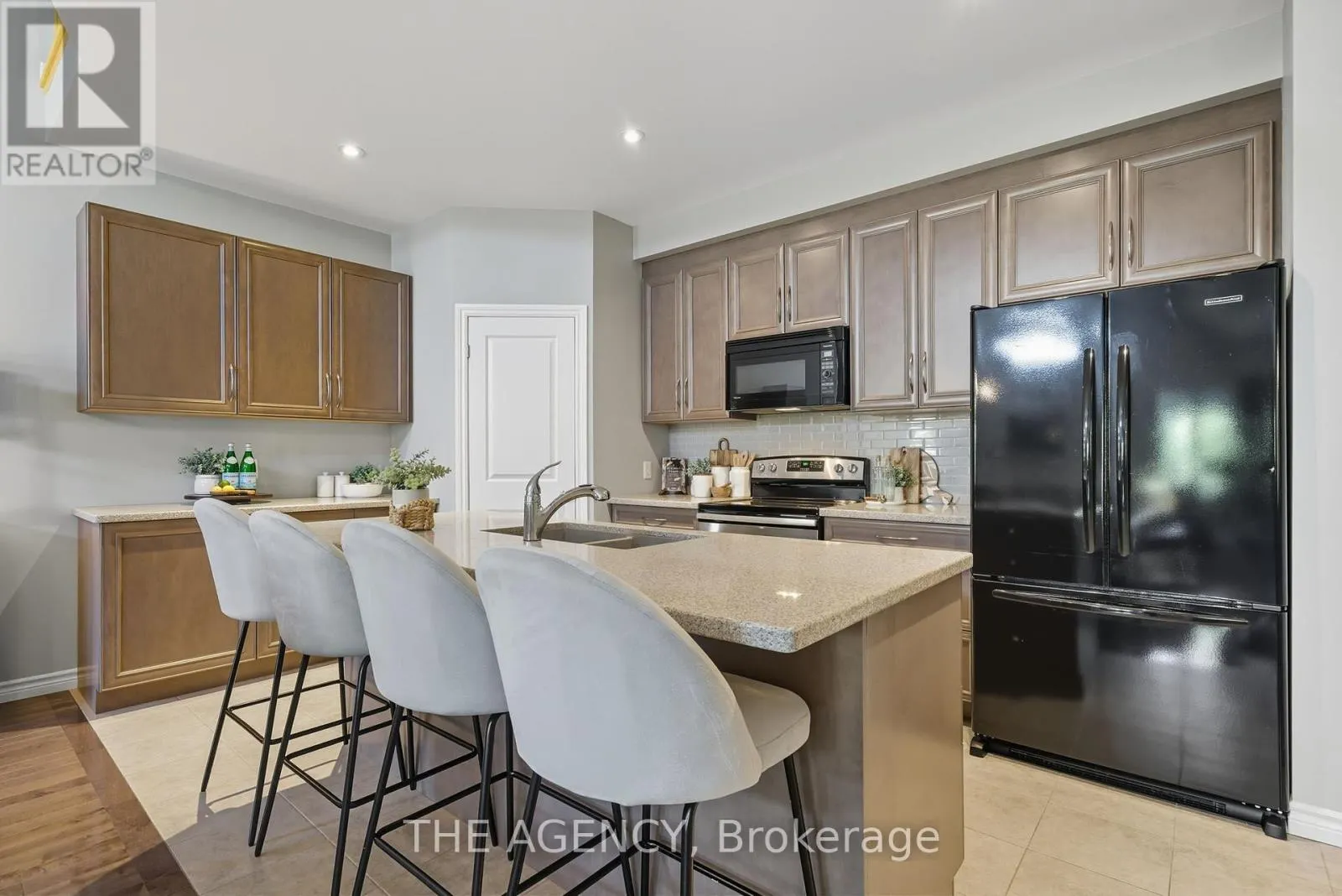 15 CARL RABY STREET