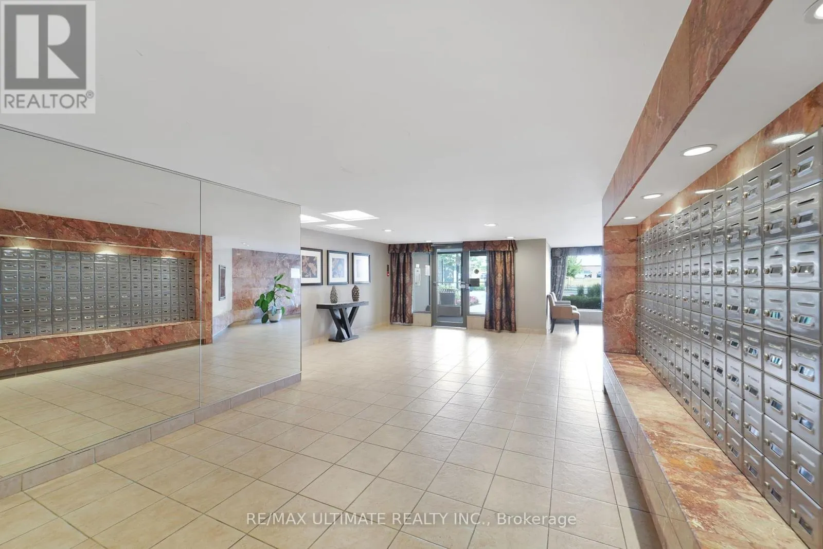 PH5 - 3131 BRIDLETOWNE CIRCLE