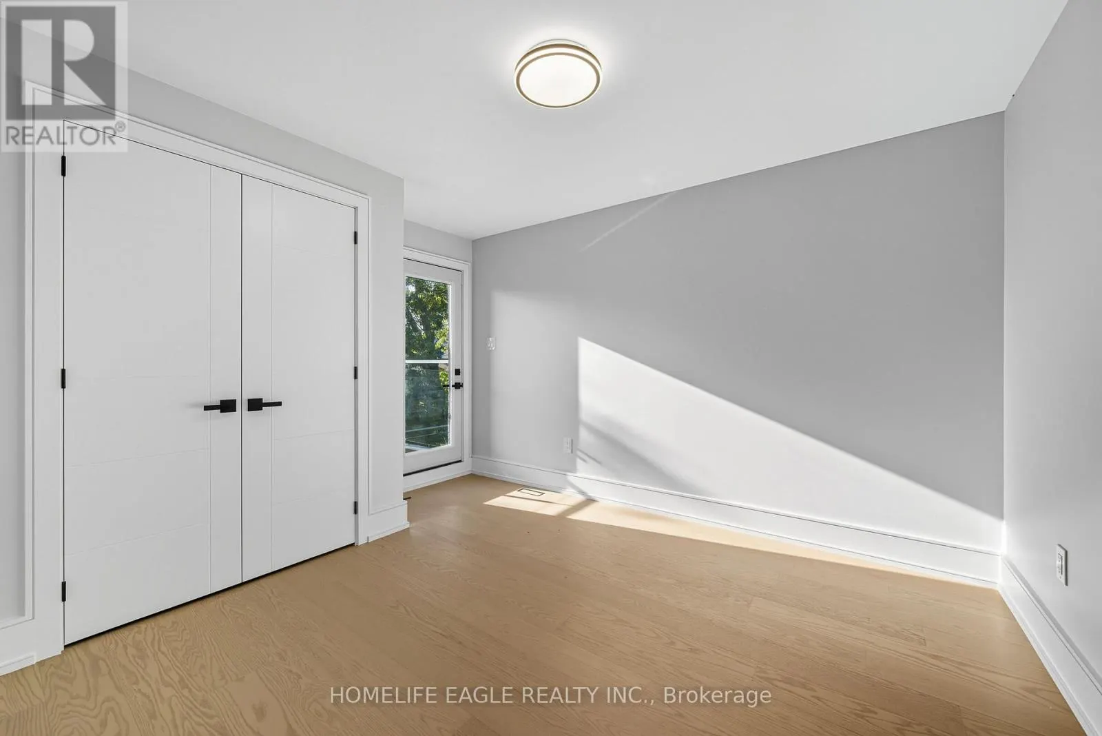5 ATLEE AVENUE