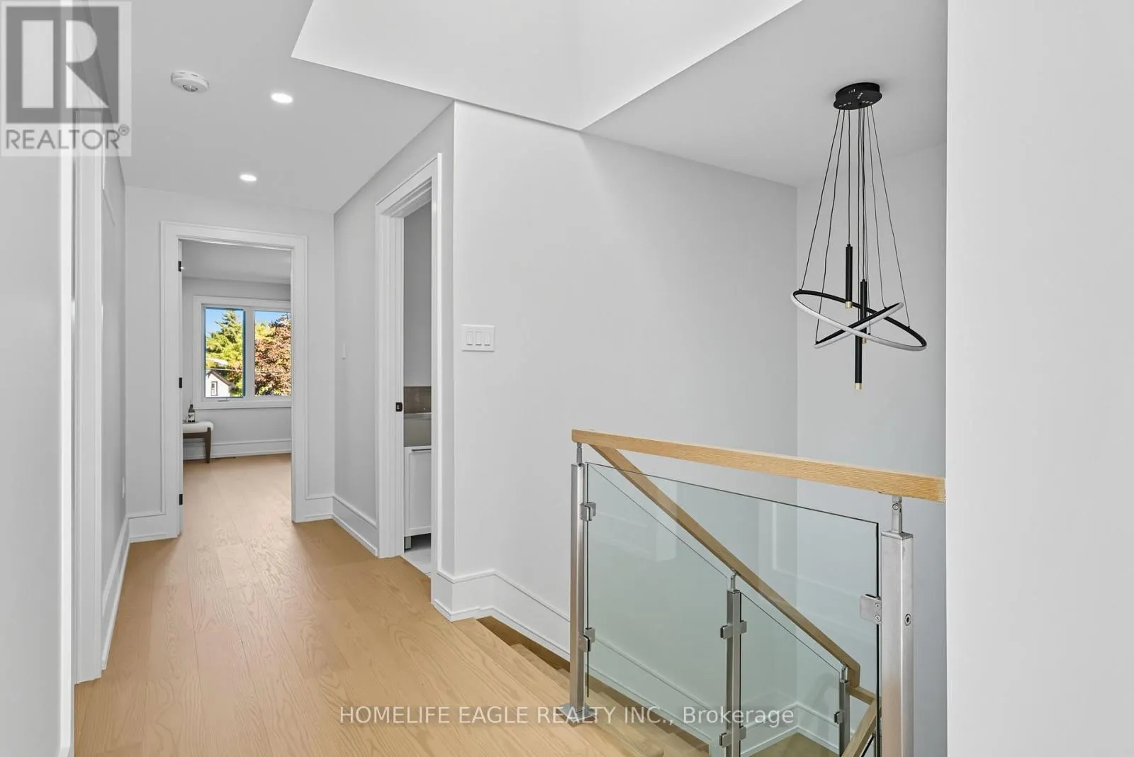 5 ATLEE AVENUE