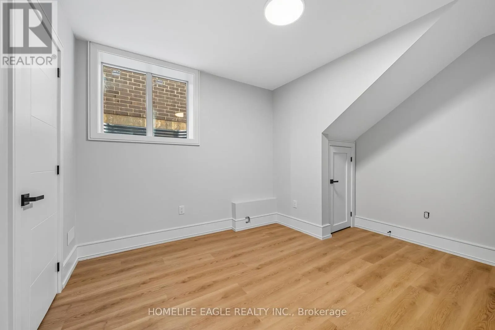 5 ATLEE AVENUE