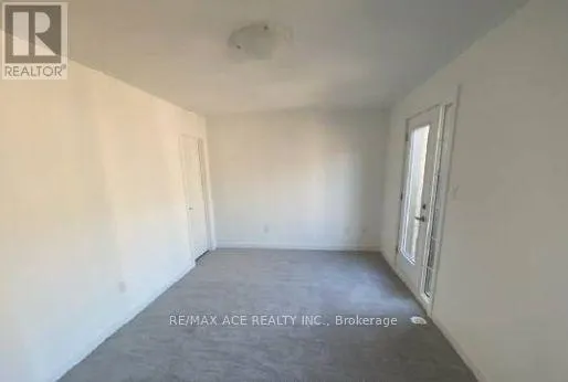 39 SELFRIDGE WAY