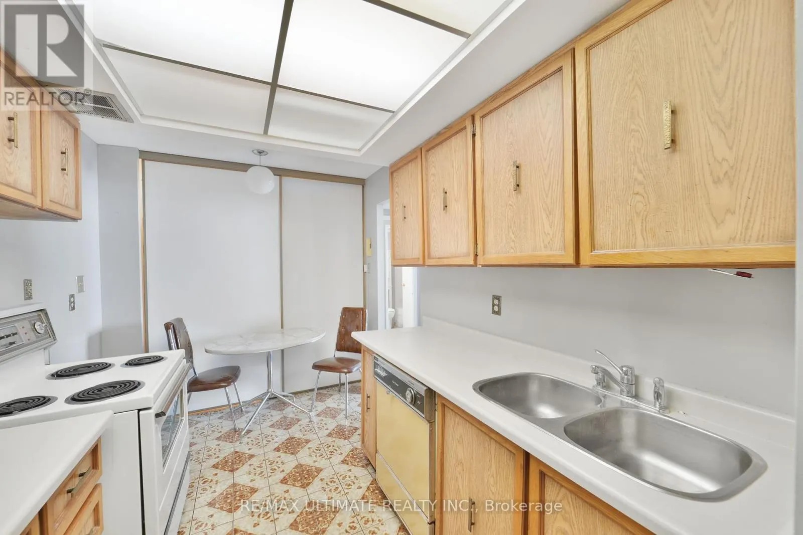 PH5 - 3131 BRIDLETOWNE CIRCLE