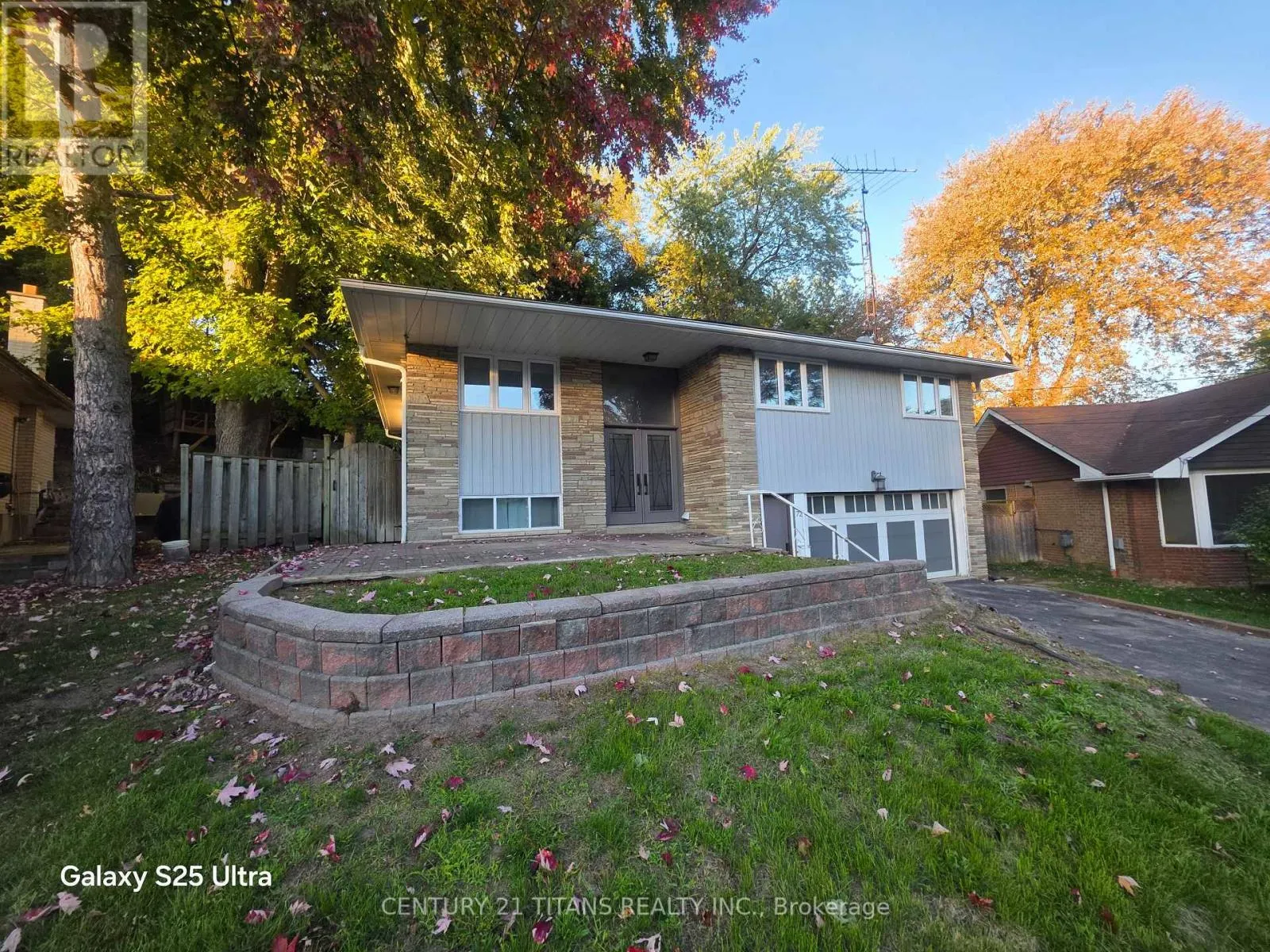 72 FELICITY DRIVE