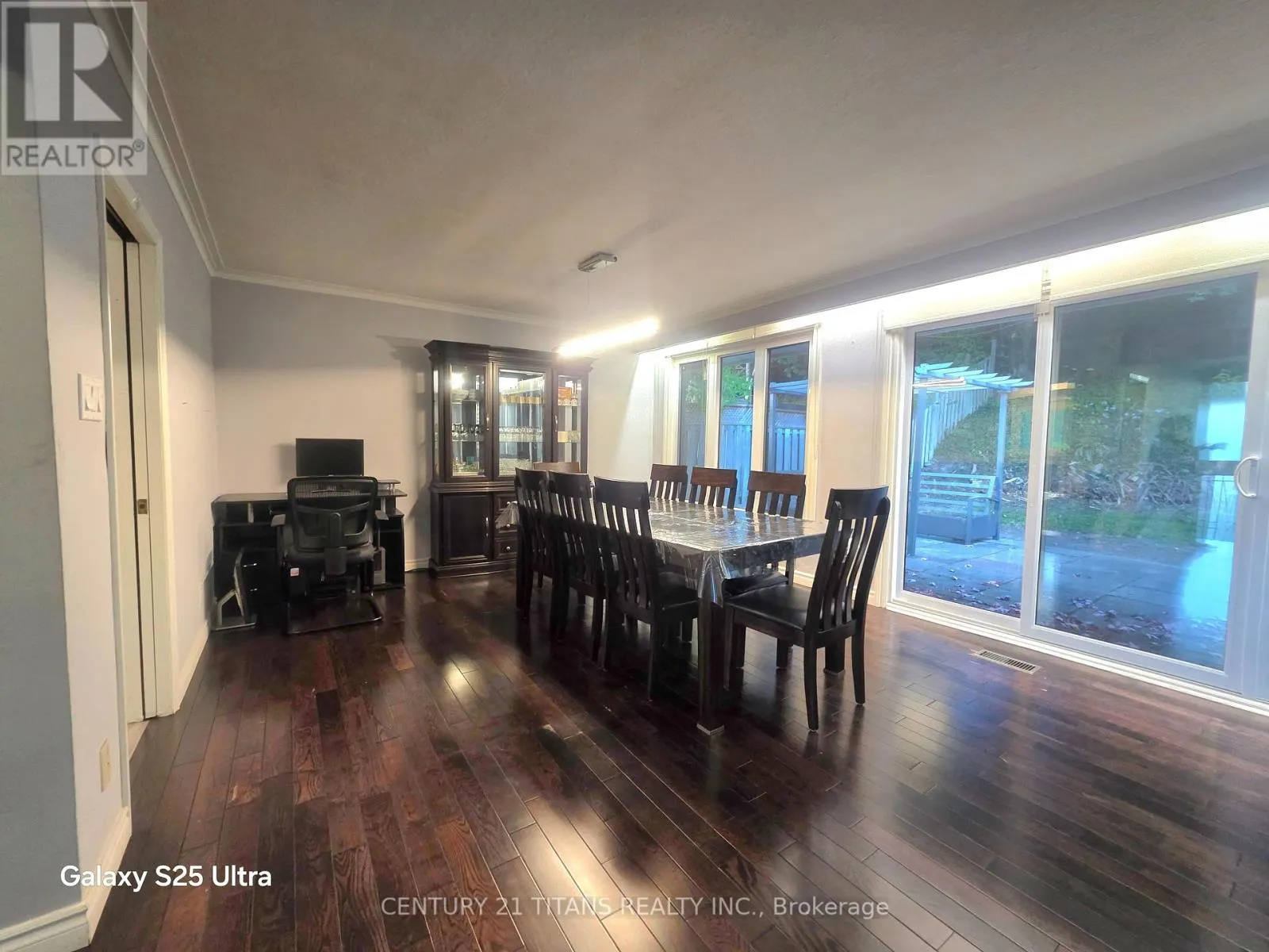 72 FELICITY DRIVE