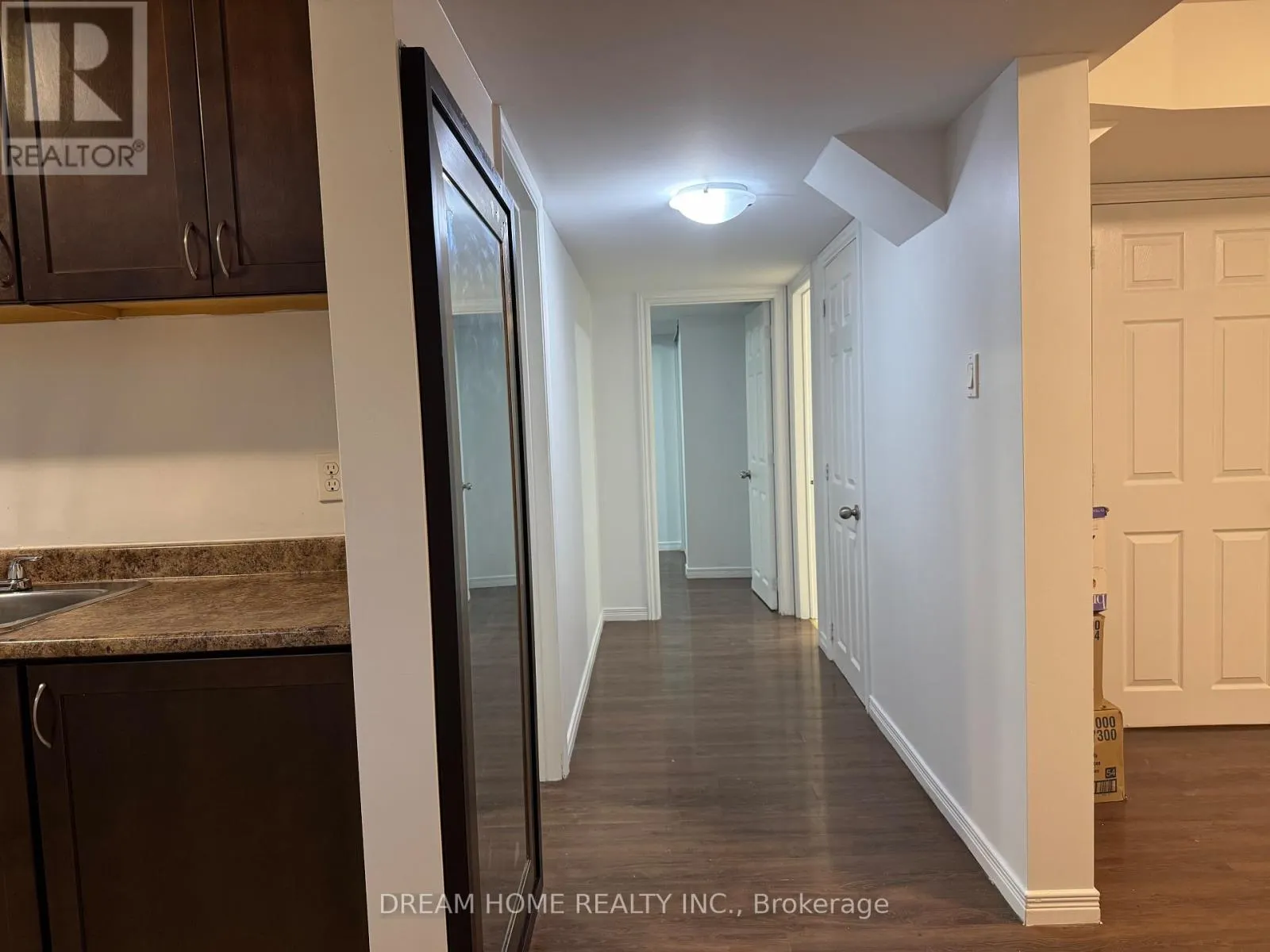 33 VIVIAN ROAD