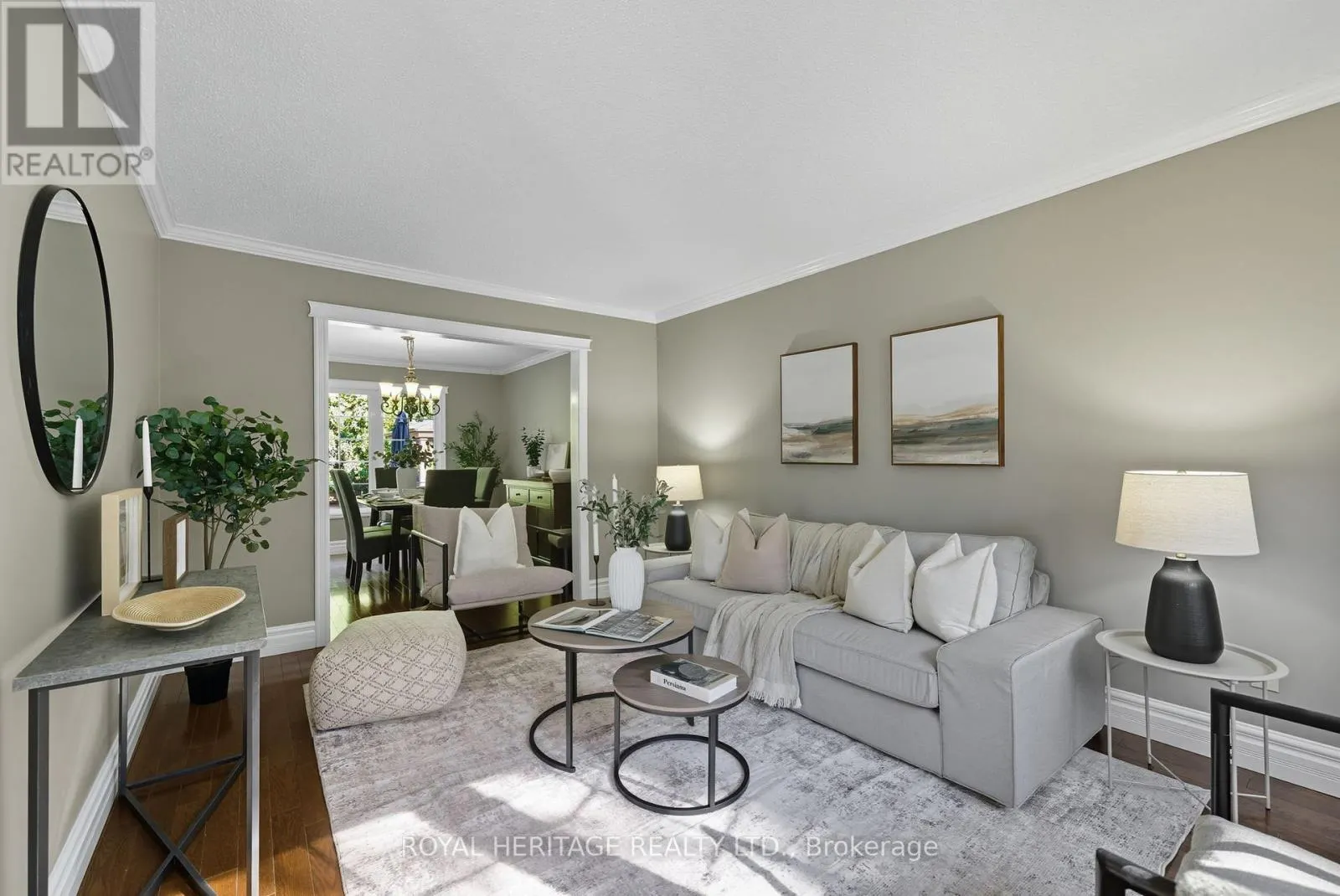 30 CHATSWORTH CRESCENT