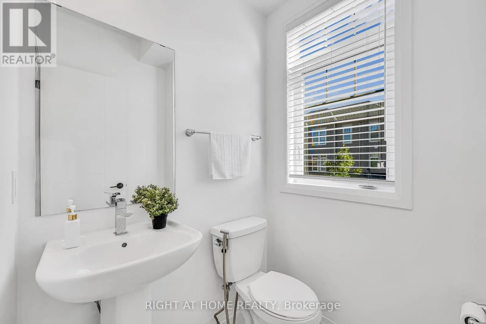 112 BAVIN STREET