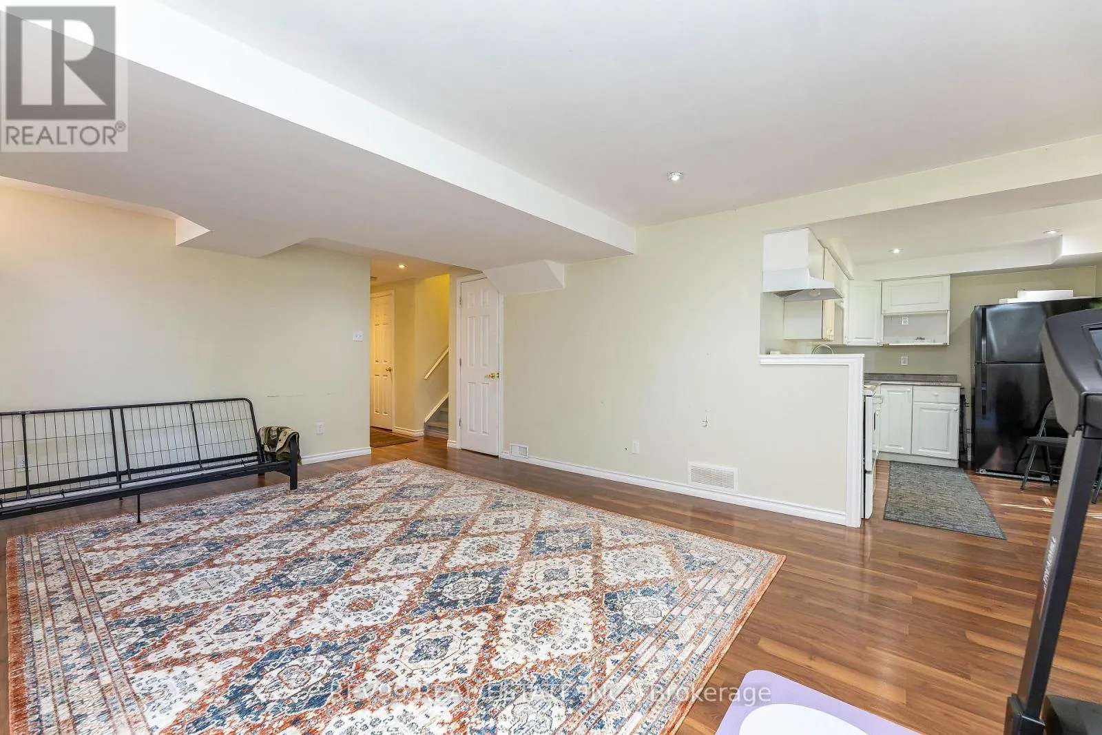 735 BRASSWINDS TRAIL