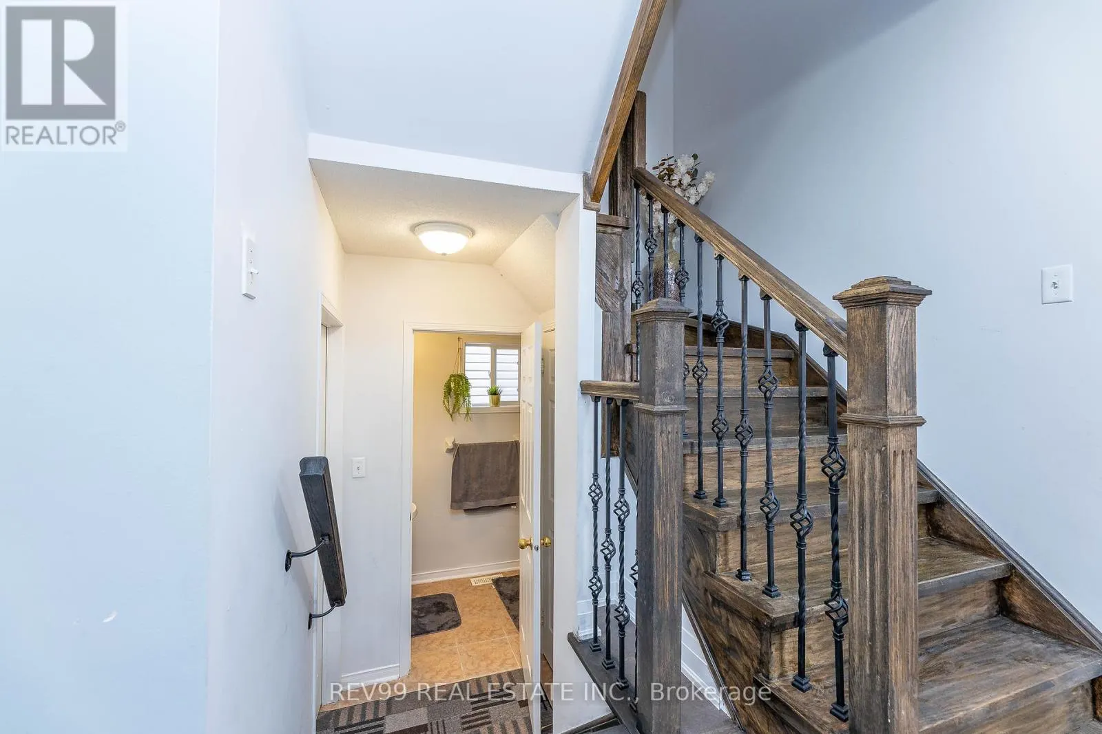 735 BRASSWINDS TRAIL