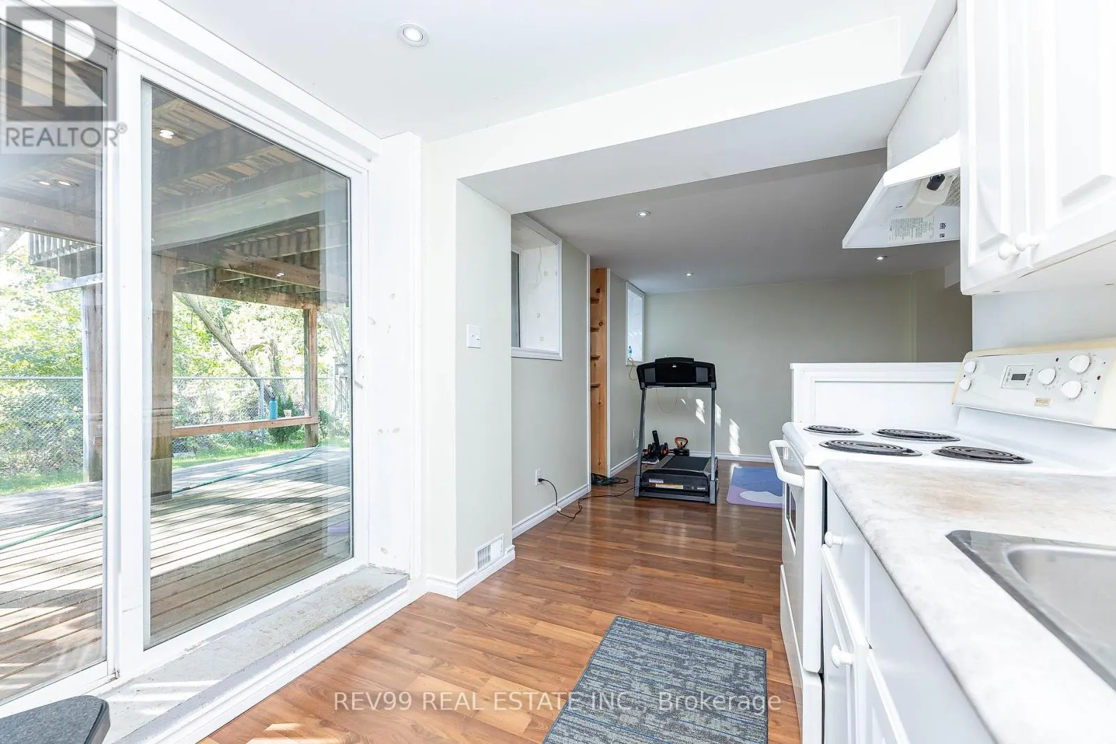 735 BRASSWINDS TRAIL