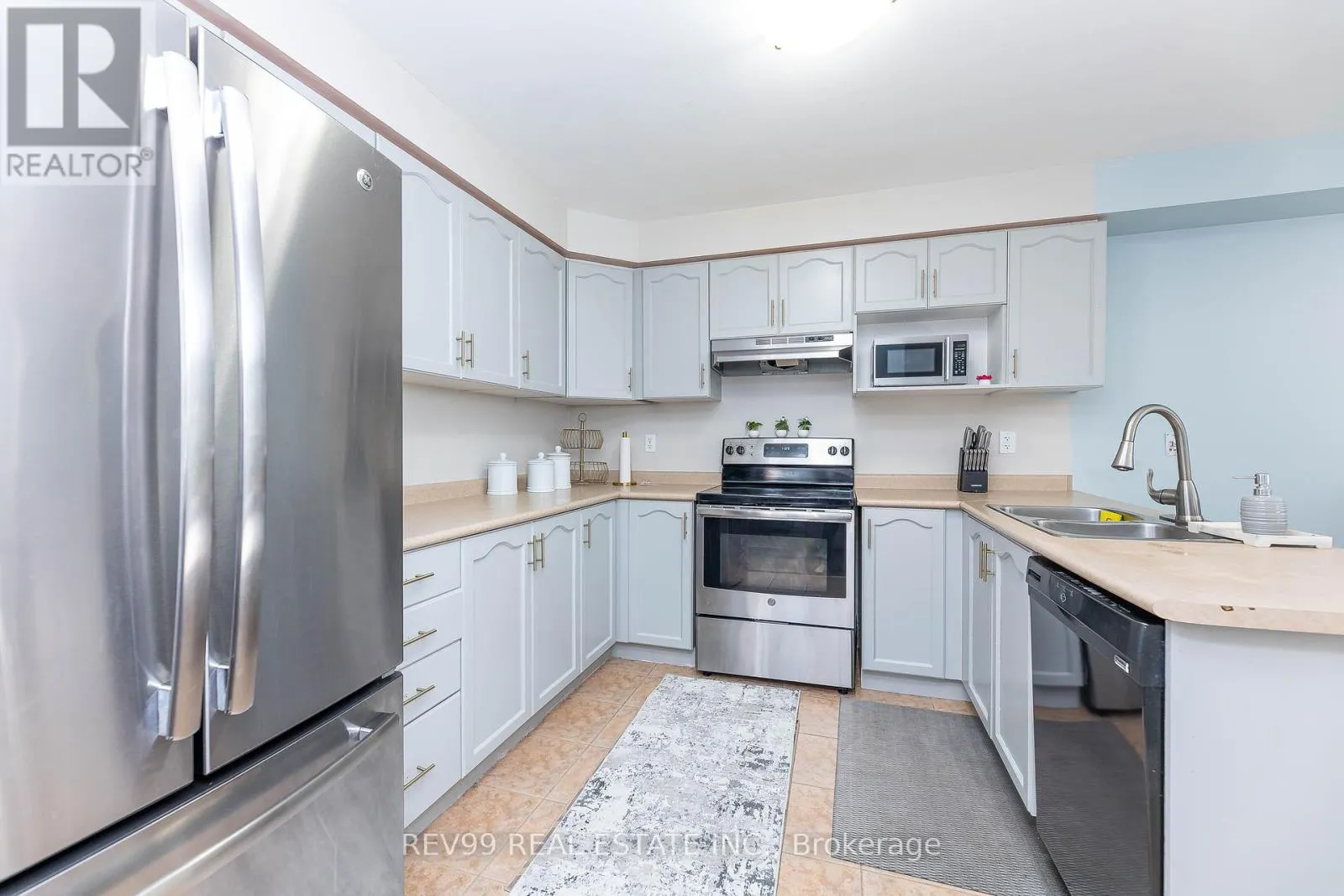 735 BRASSWINDS TRAIL