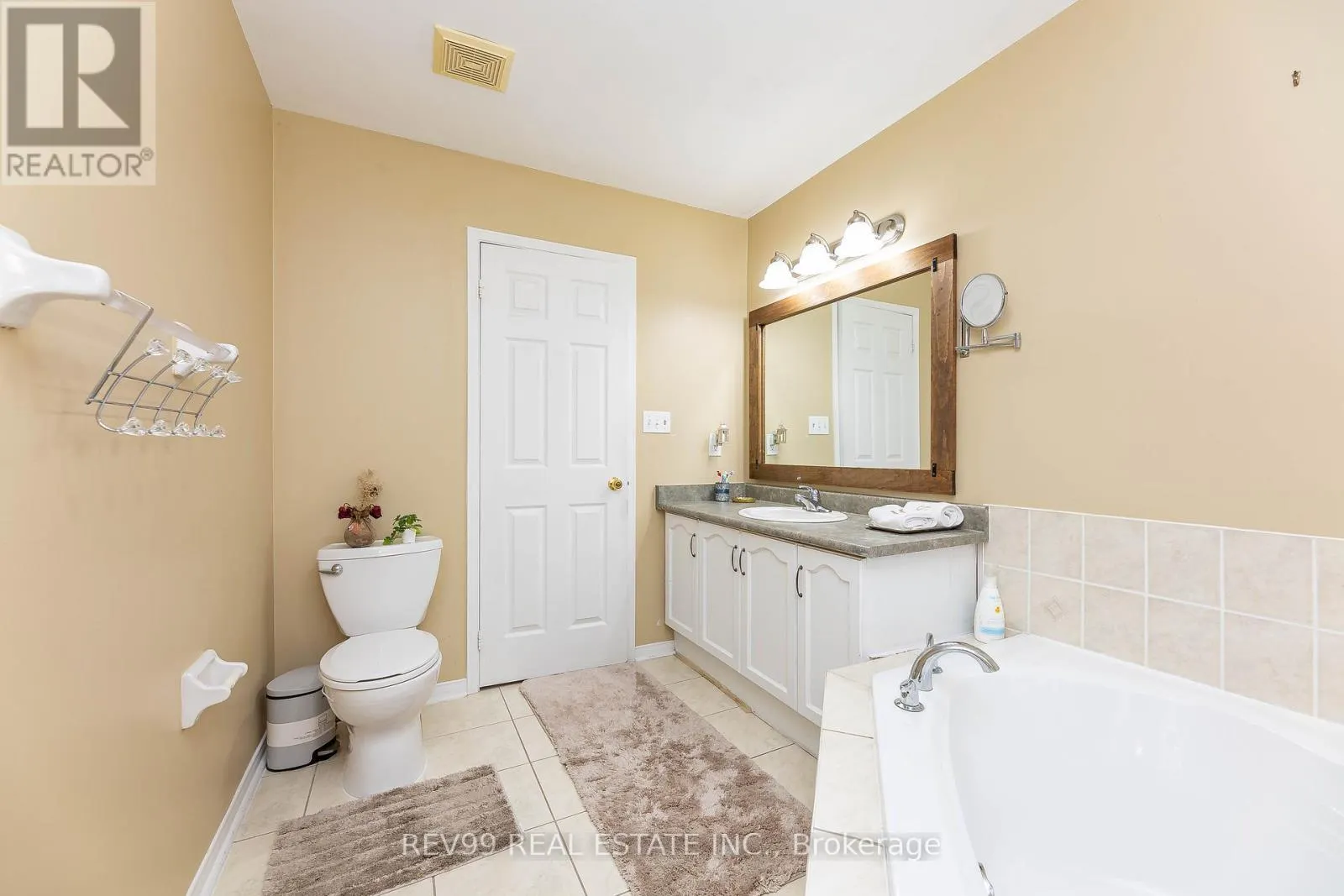 735 BRASSWINDS TRAIL