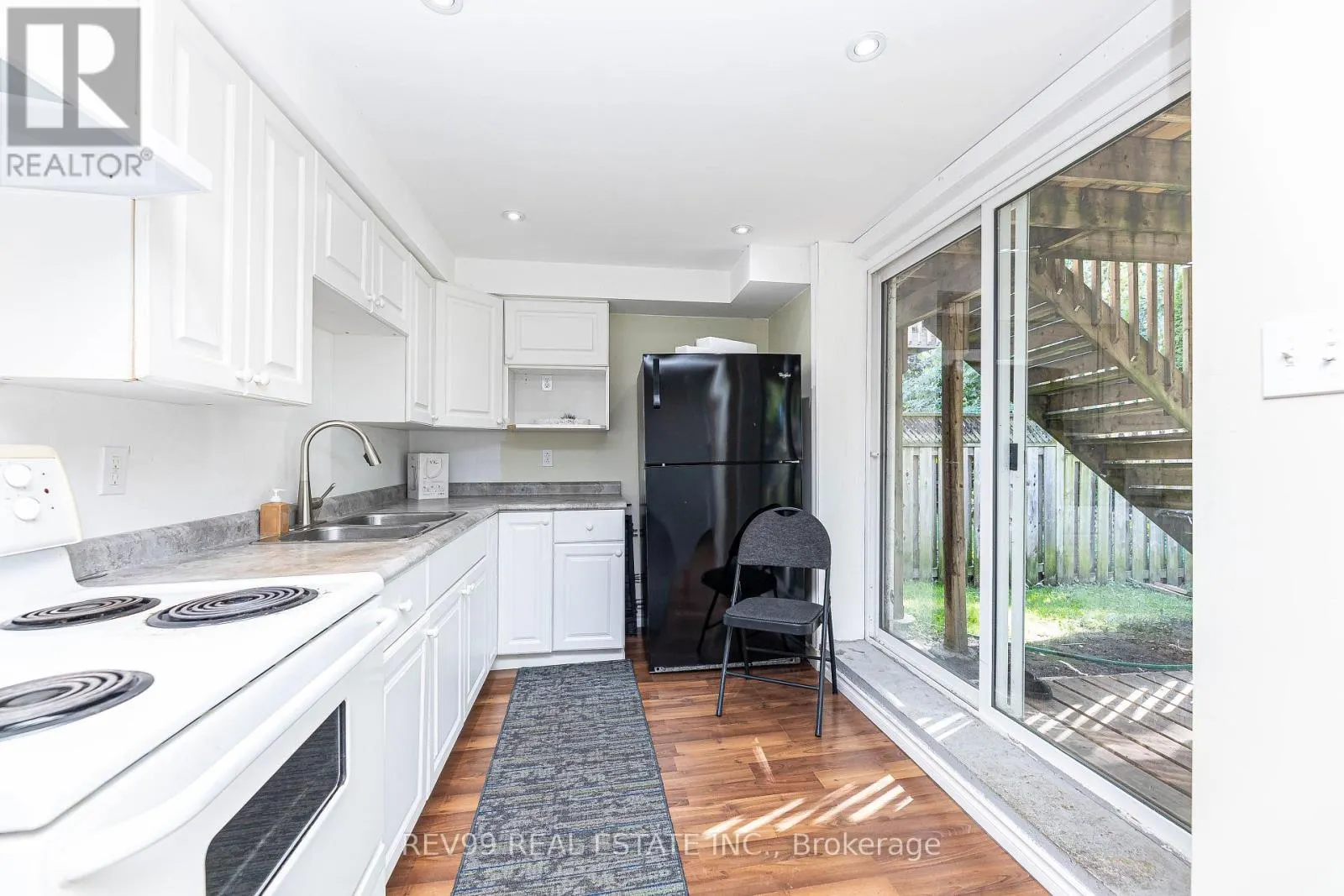 735 BRASSWINDS TRAIL