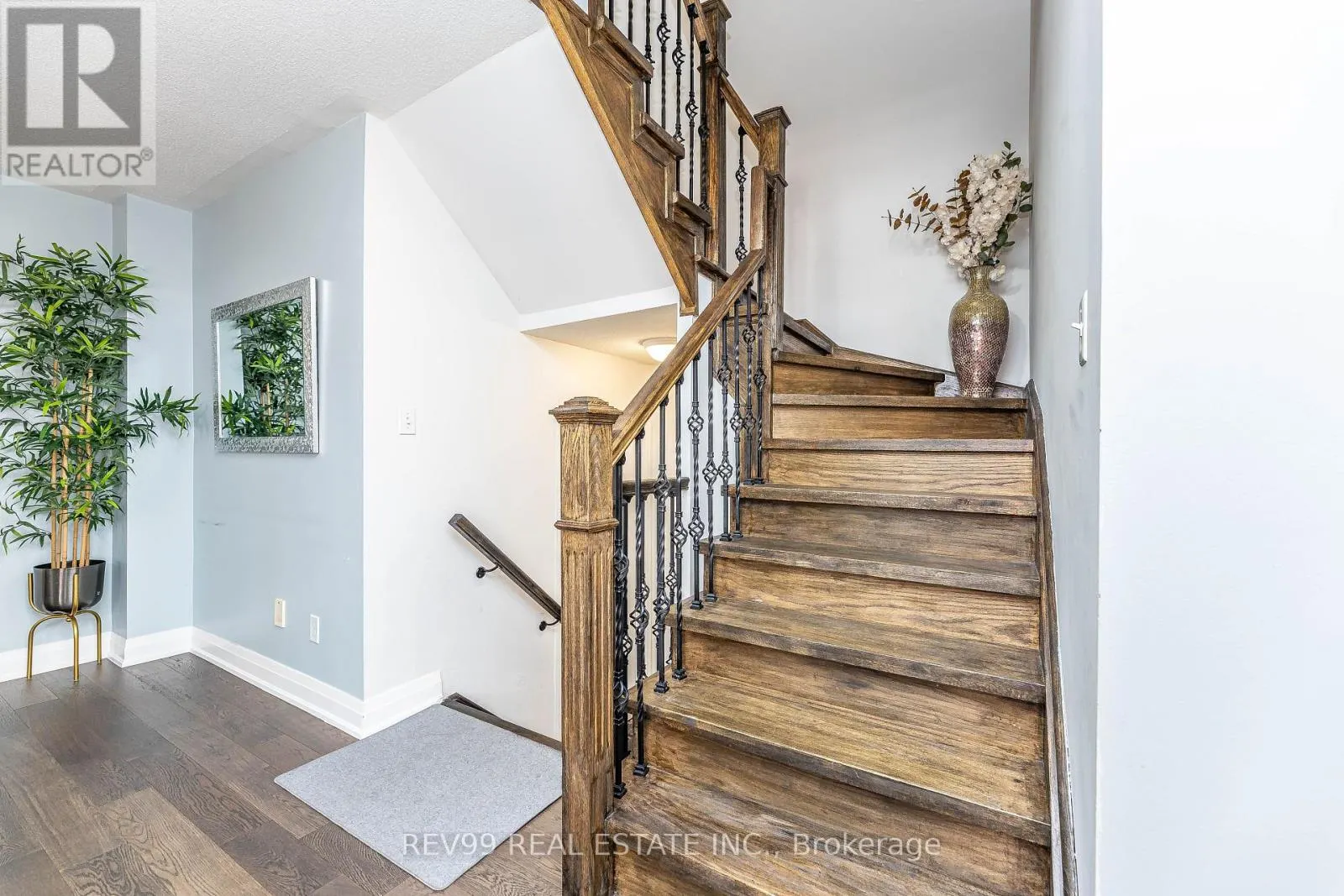 735 BRASSWINDS TRAIL