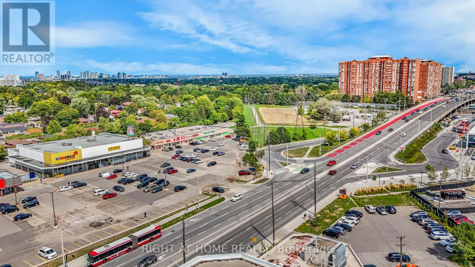 707 - 2466 EGLINTON AVENUE E